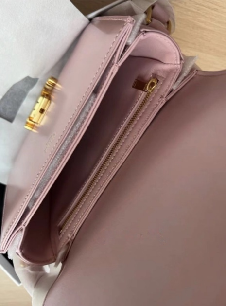 CLASSIQUE TRIOMPHE BAG IN SHINYCALFSKIN