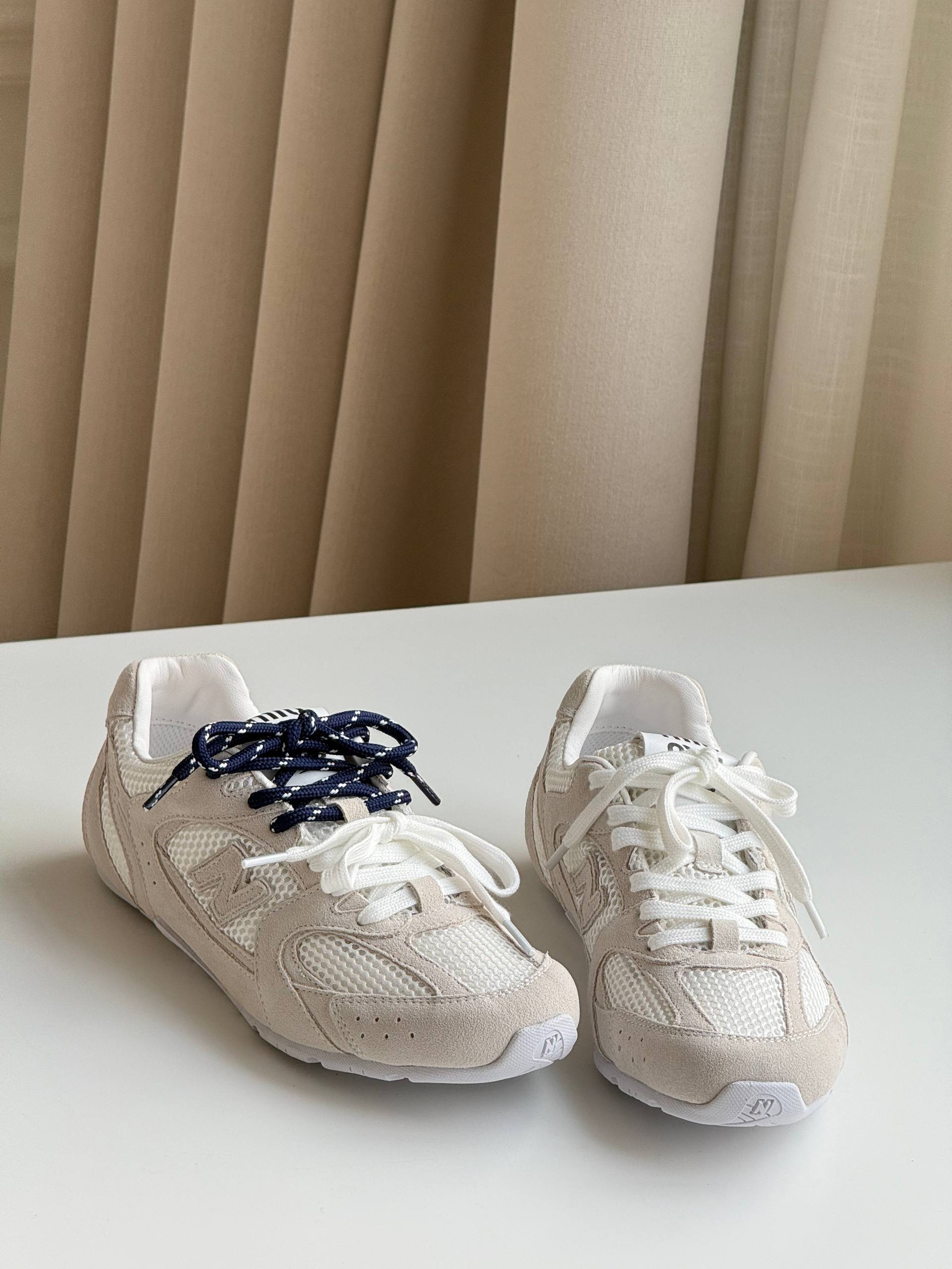 New Balance 530 retro running shoes in beige with mesh splicing