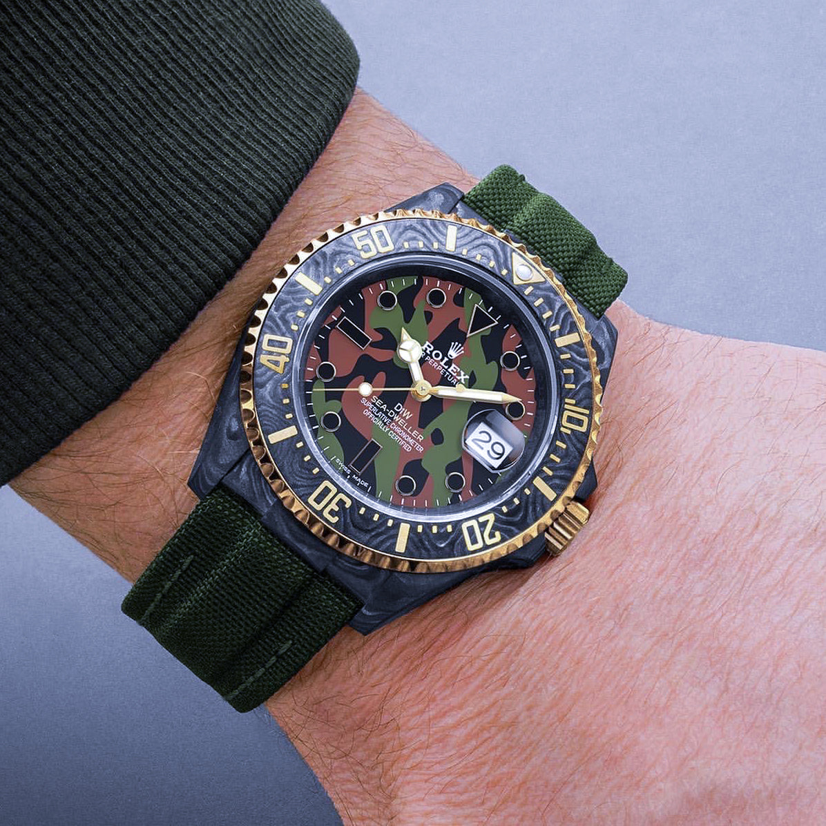 NTPT Carbon DiW Rolex Sea Dweller MILITARY【1:1 Replica】