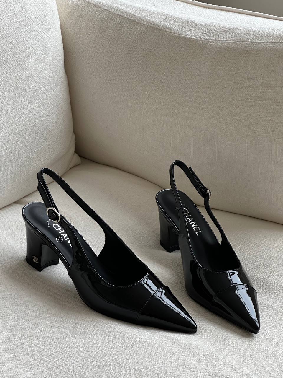 Chanel Black Patent Leather Pointed Toe Slingback Block Heel Sandals
