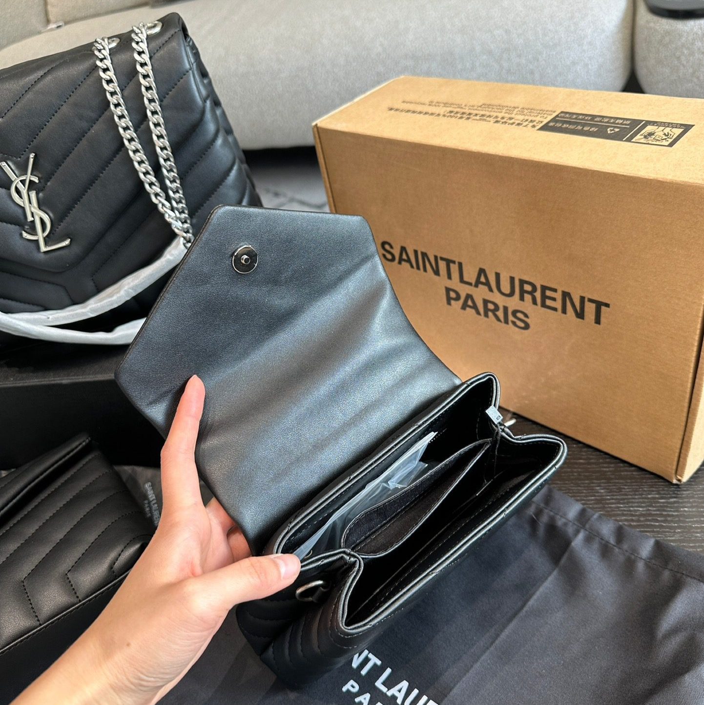 LOULOU MATELASSE LAMBSKIN