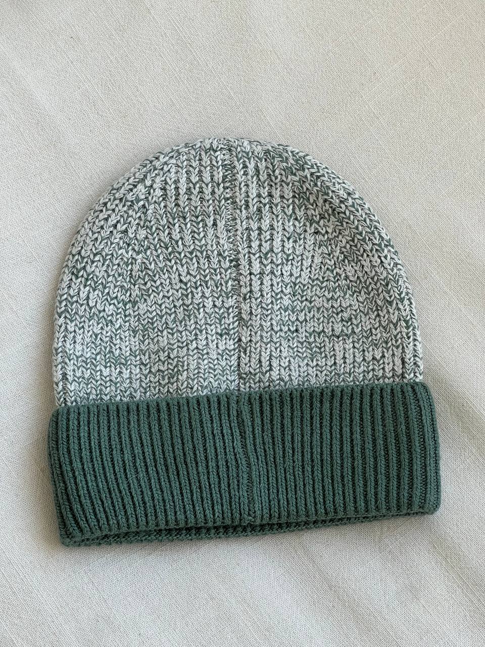 Chanel Green Marled Knit Cuffed Beanie Hat With Interlocking CC Logo