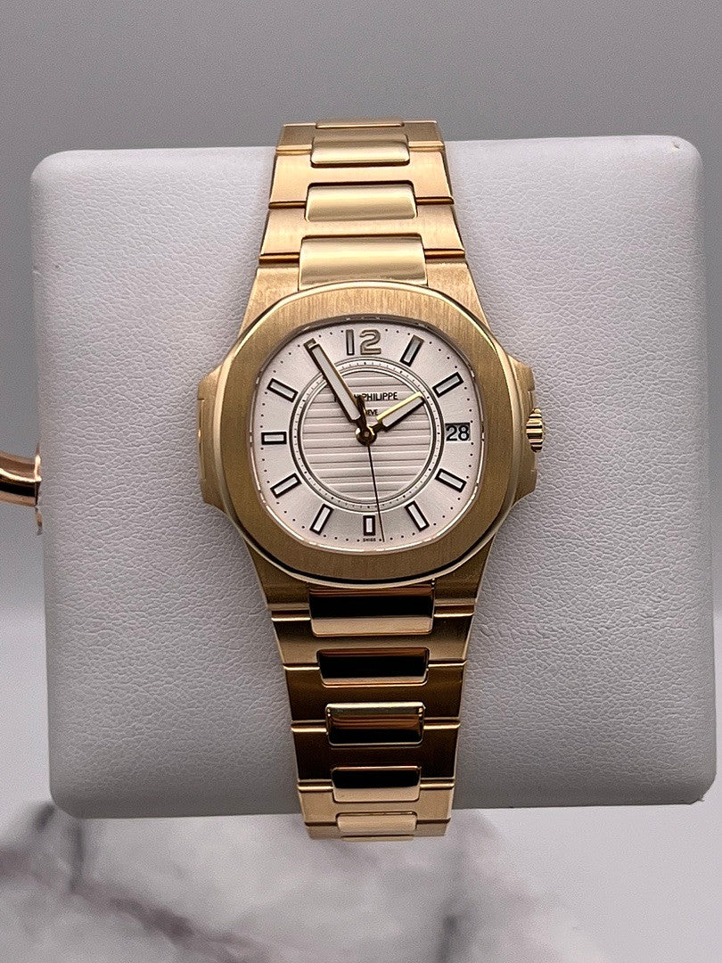 Patek Philippe Nautilus Rose Gold 33mm 7011/1R-001【1:1 Replica】