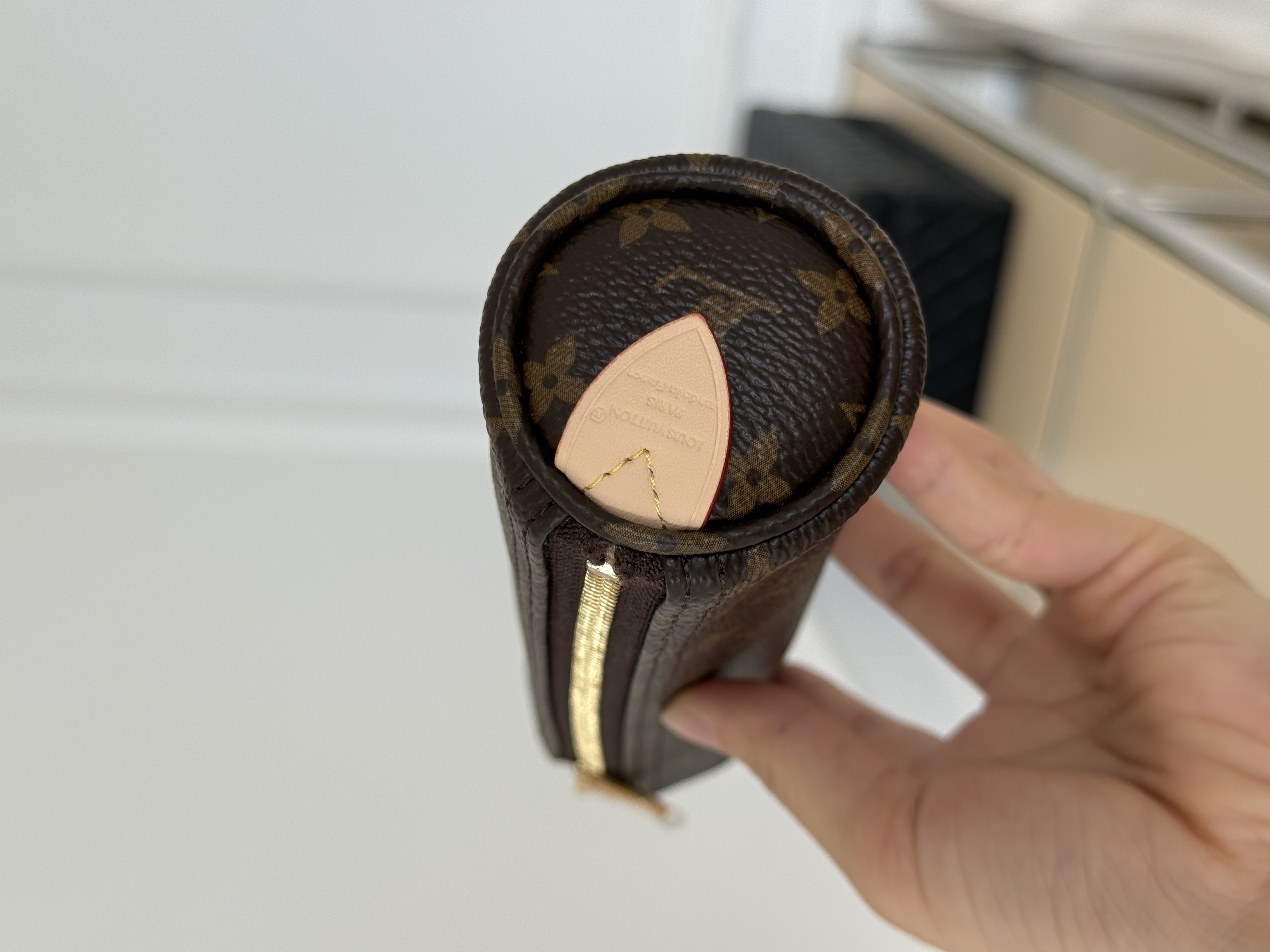Louis Vuitton Trousse Rondo Cylindrical Pouch