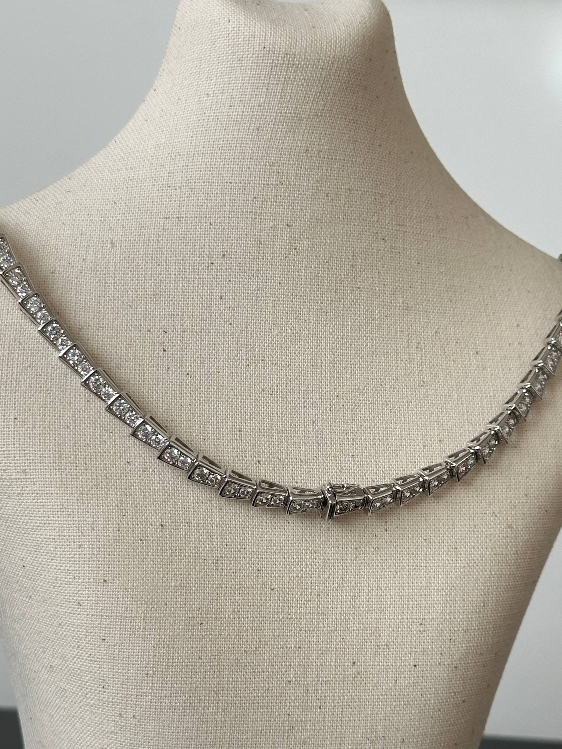 Bvlgari Serpenti Viper Full Diamond Snake Necklace