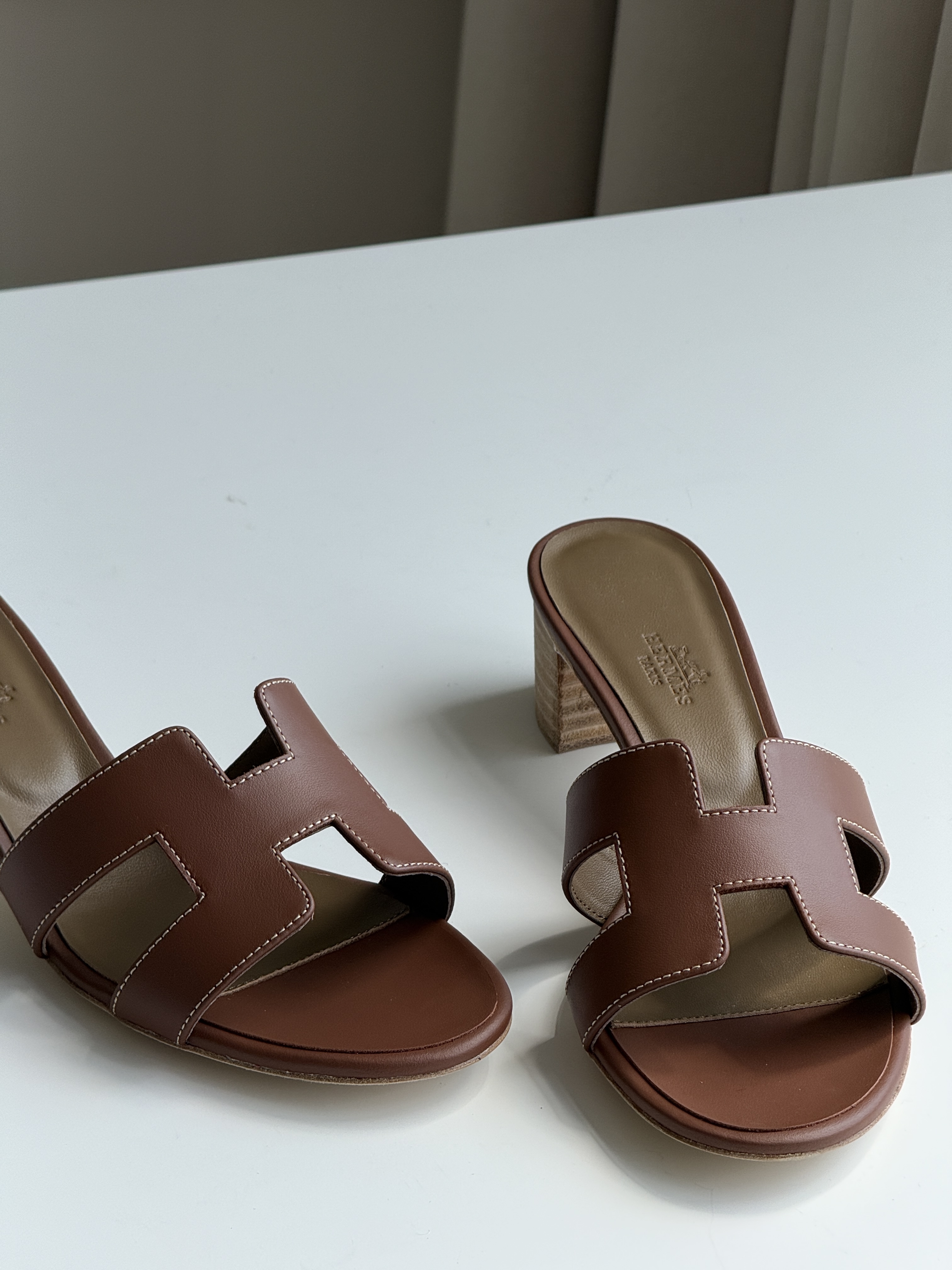 Hermès Oasis Mid-Heel H Slide Sandals