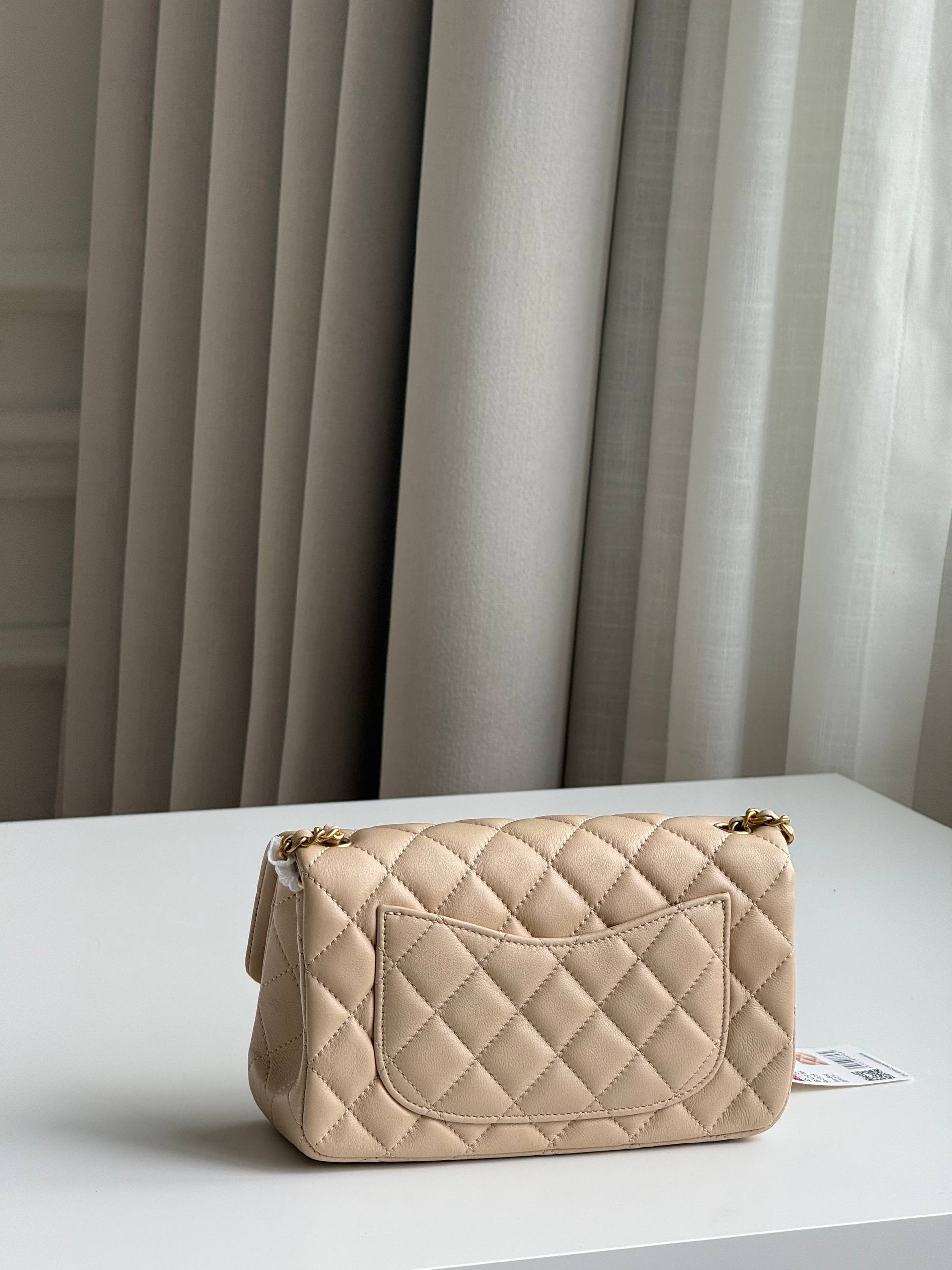 hanel Small Classic Flap in Milk Tea Beige Lambskin