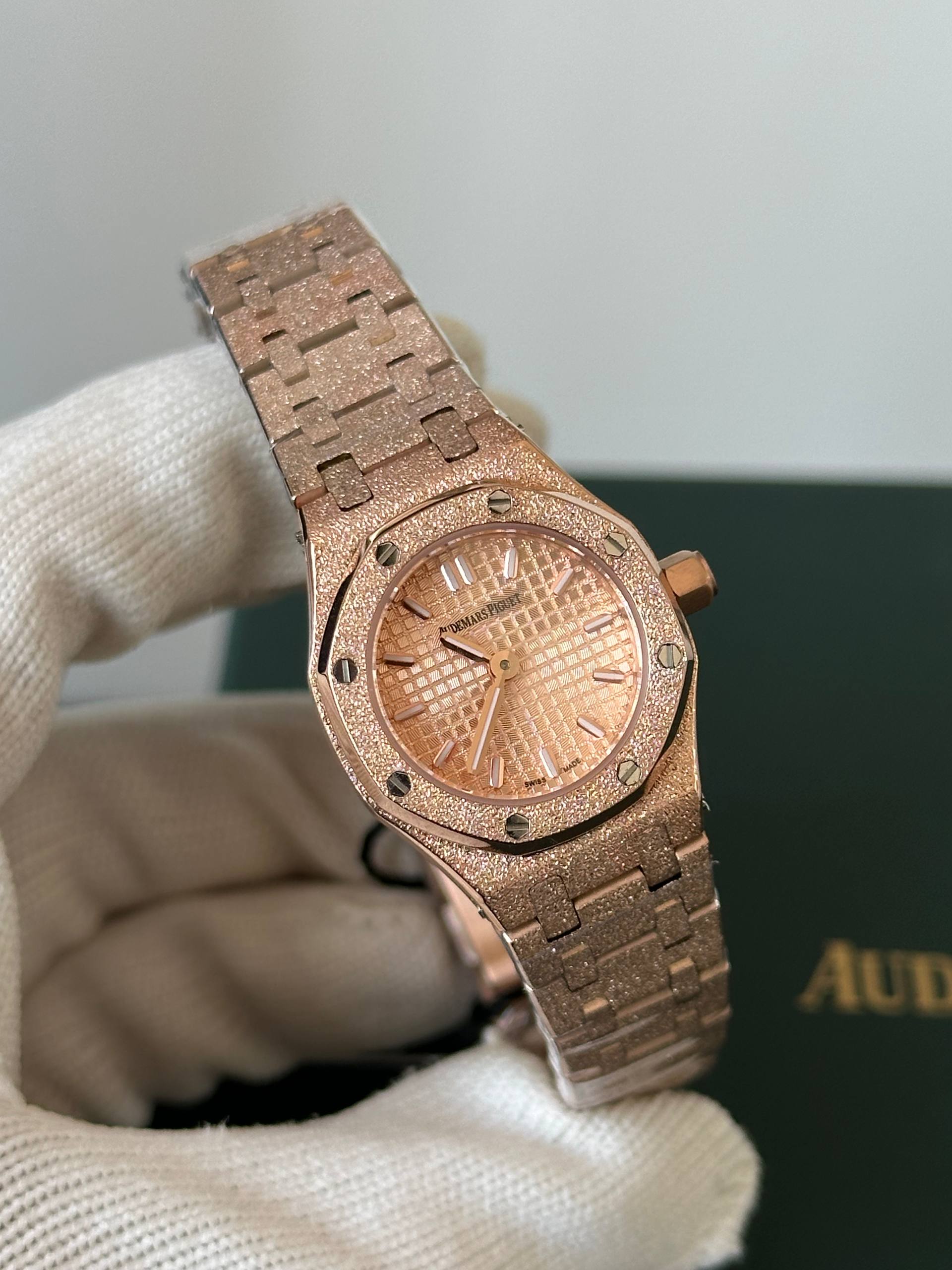 Audemars Piguet Royal Oak Frosted Gold Quartz Watch