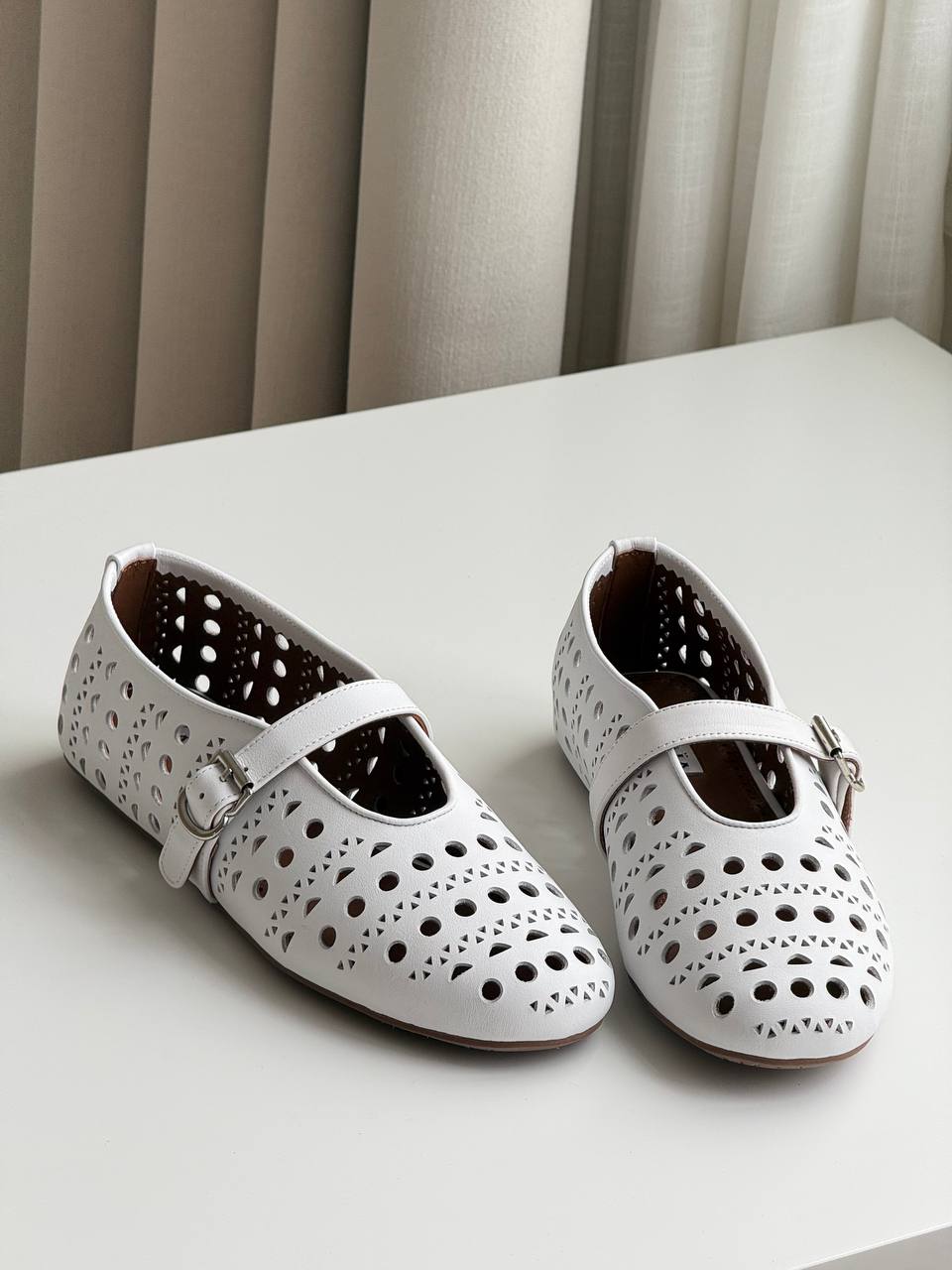 ALAÏA Vienne Laser-Cut Leather Mary Jane Ballerina Flats