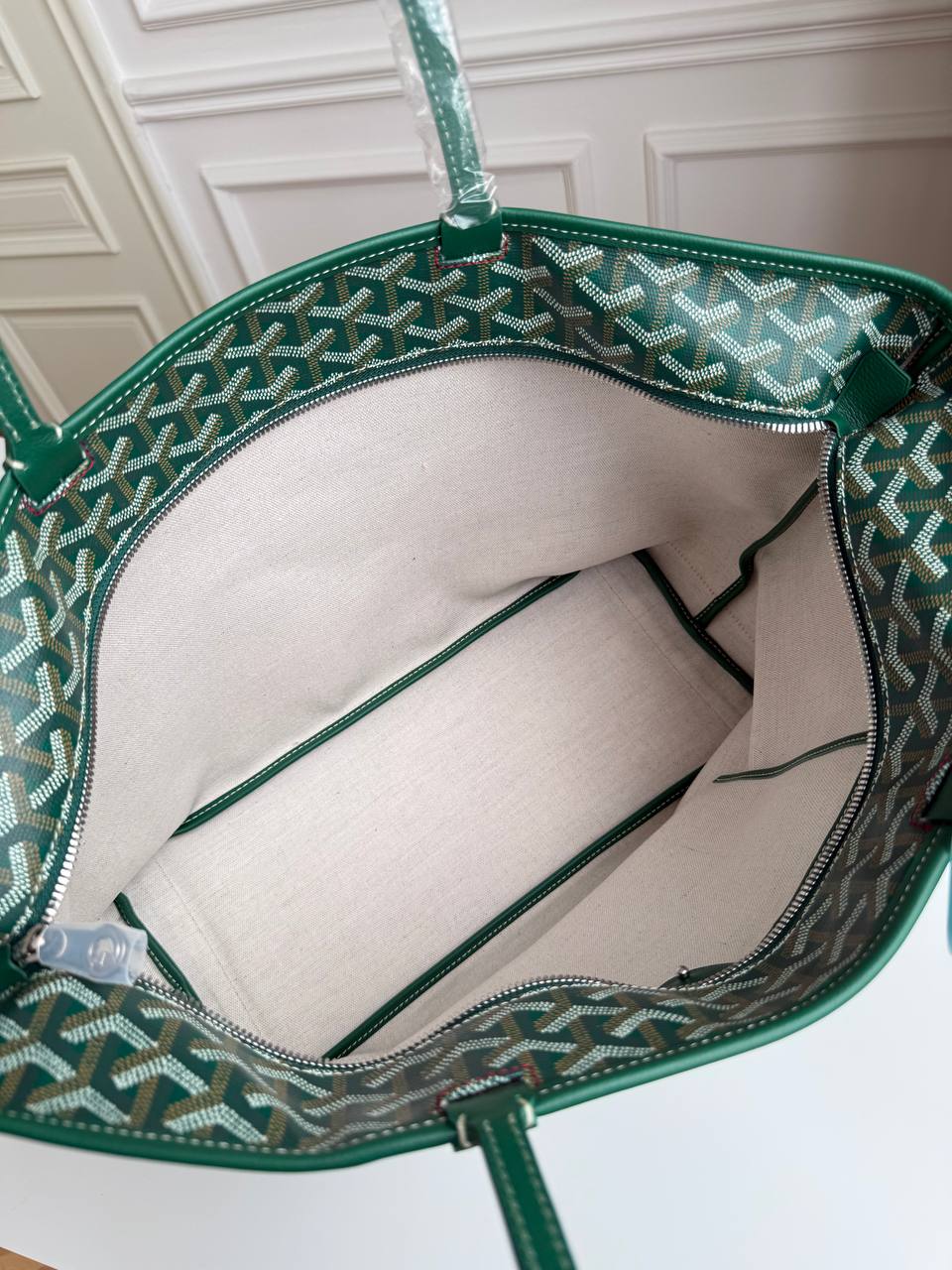 Goyard Saint Louis PM Tote Bag in Green