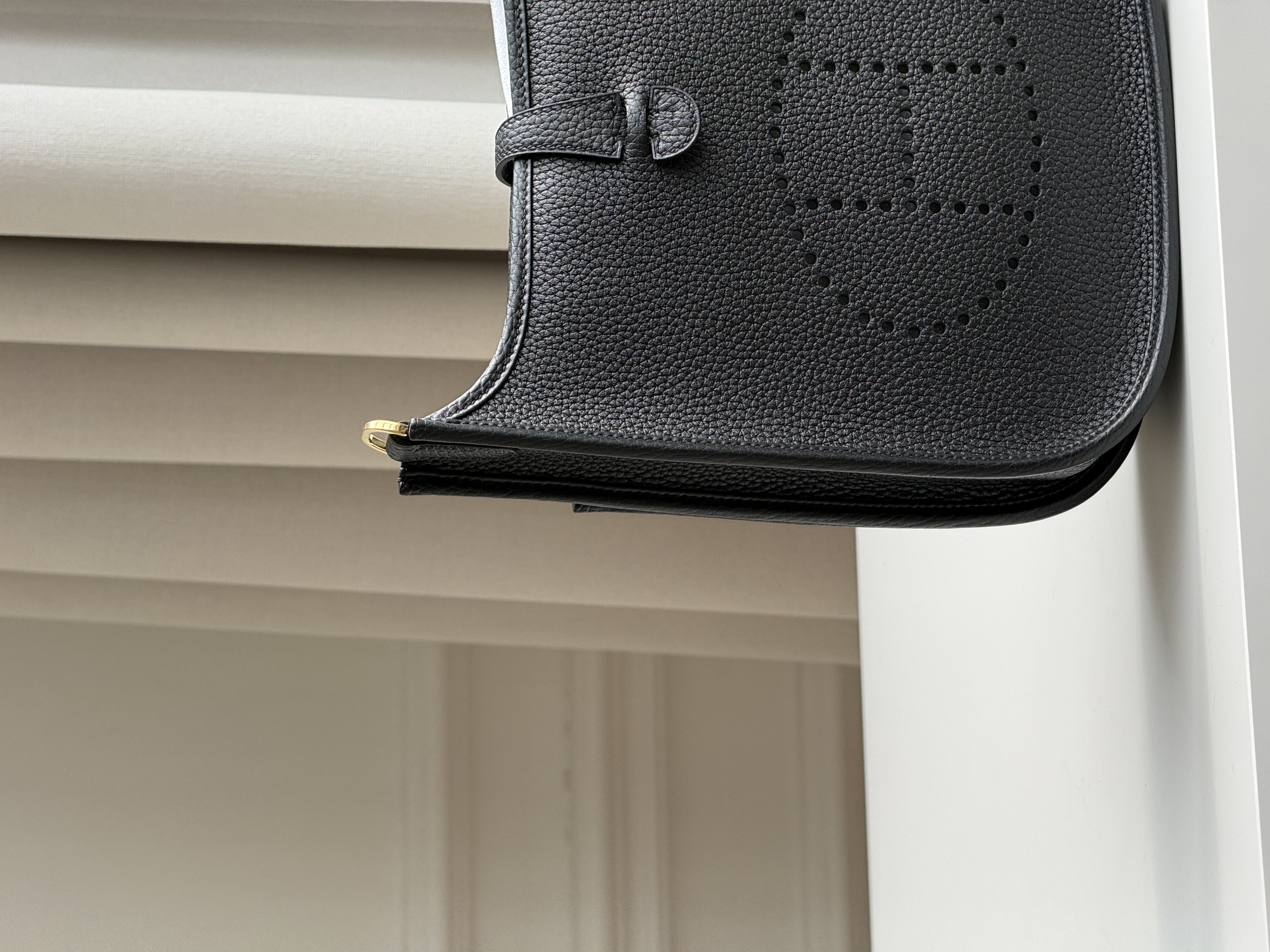Hermès Evelyne 23Black with Gold Hardware
