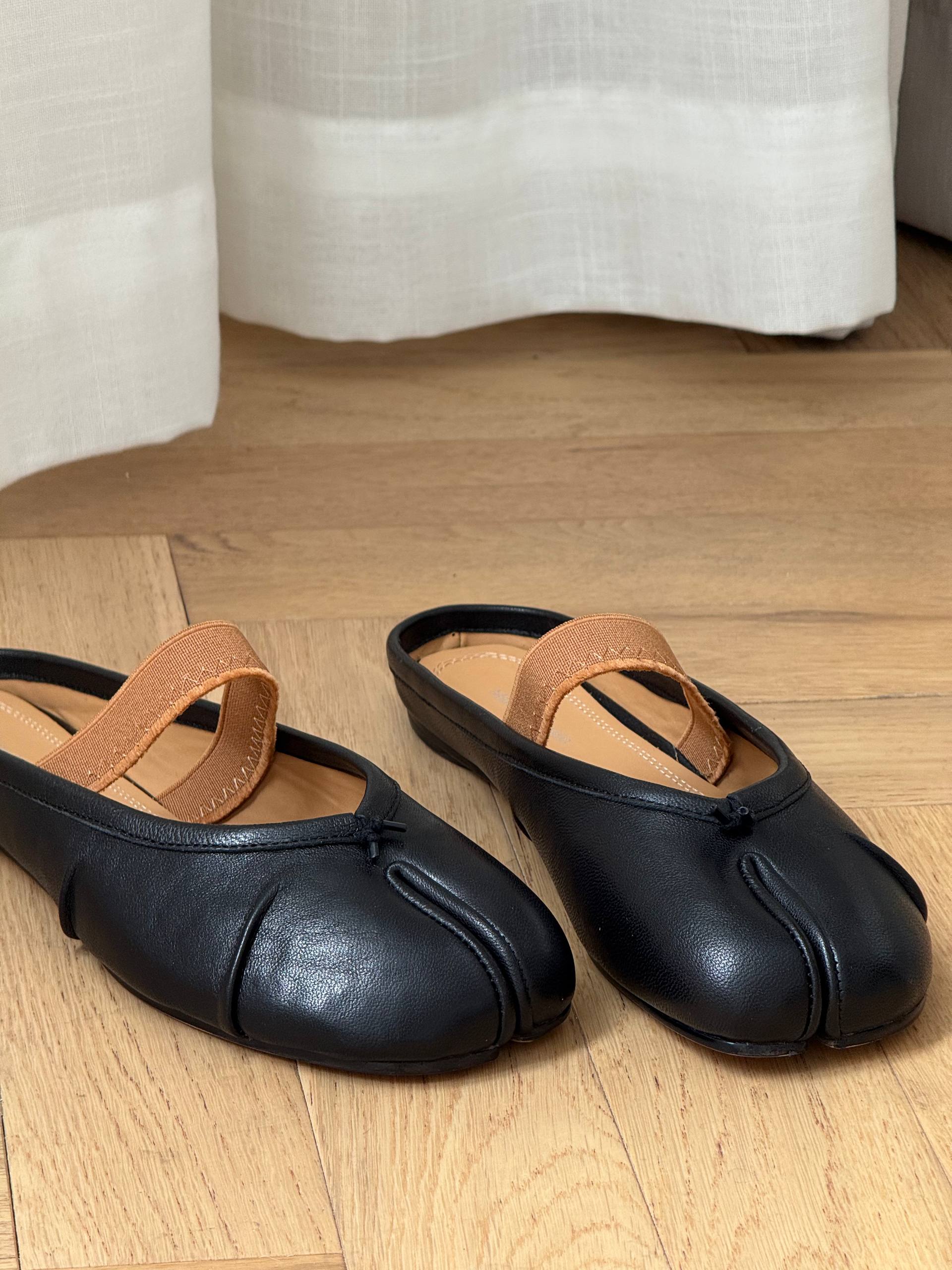 Maison Margiela Tabi Split-Toe Strap Mule Slippers