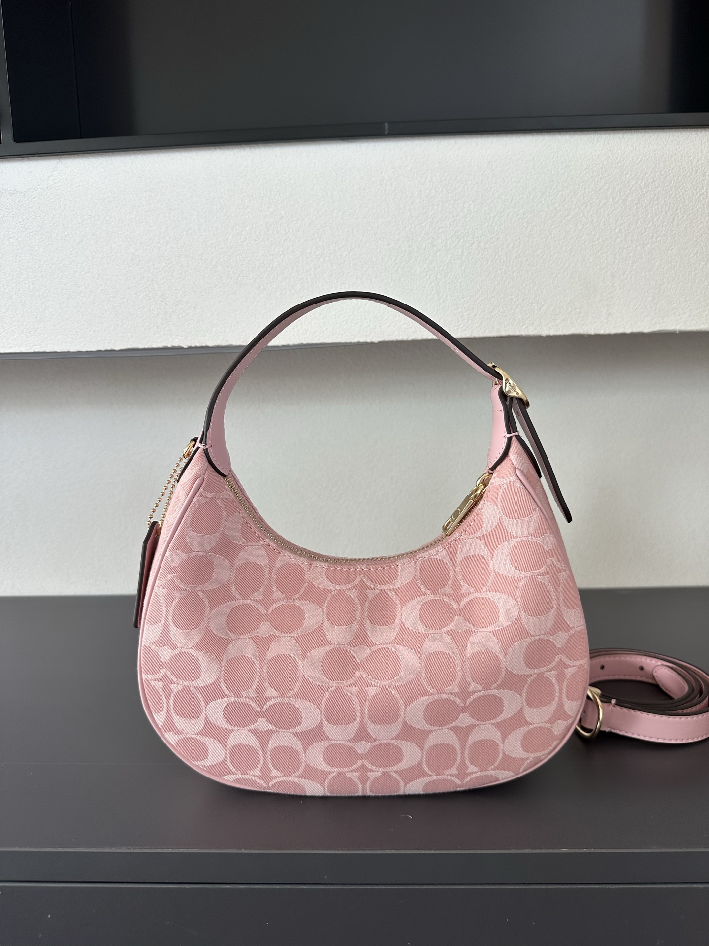 Women Handbag CEN04 Emily Shoulder Bag In Signature Denim
