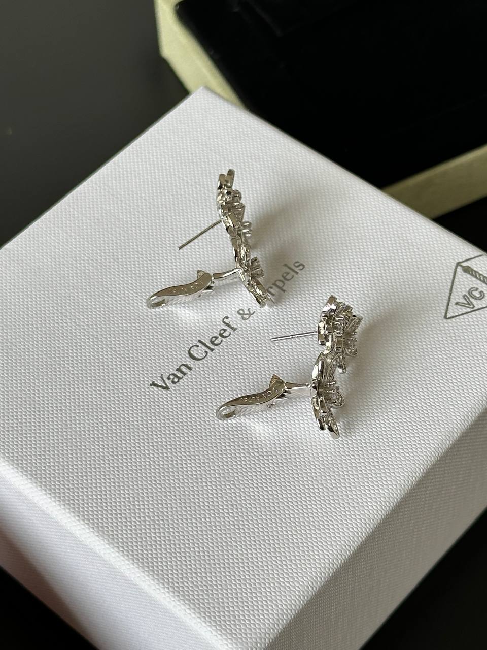 Van Cleef & Arpels Lotus Earrings, 3 Flowers