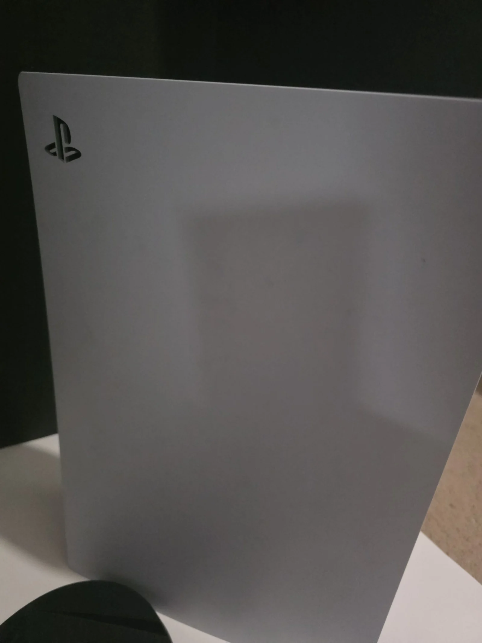 PlayStation 5 disc version 1TB with 4 games. I7PQU