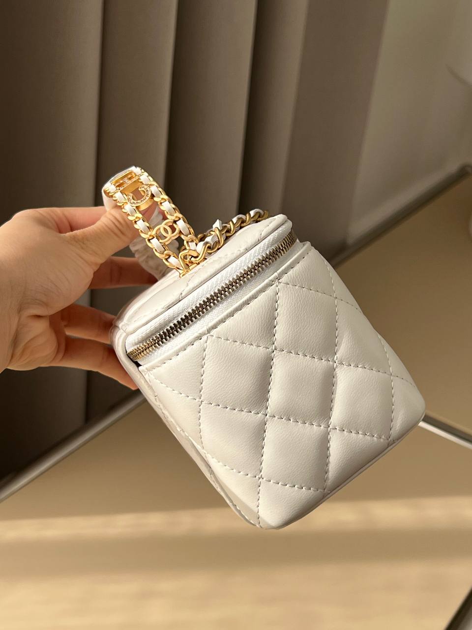 Chanel Cream White Smooth Lambskin Quilted Vanity Case Bag With Top Handle & Interwoven Chain Strap