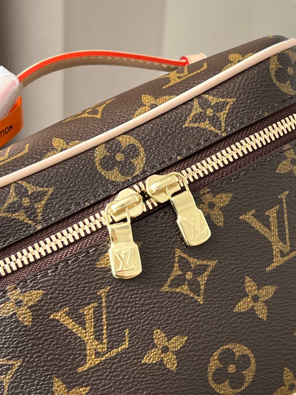 Louis Vuitton Classic Monogram Coated Canvas Leather Handheld Vanity Cosmetic Case