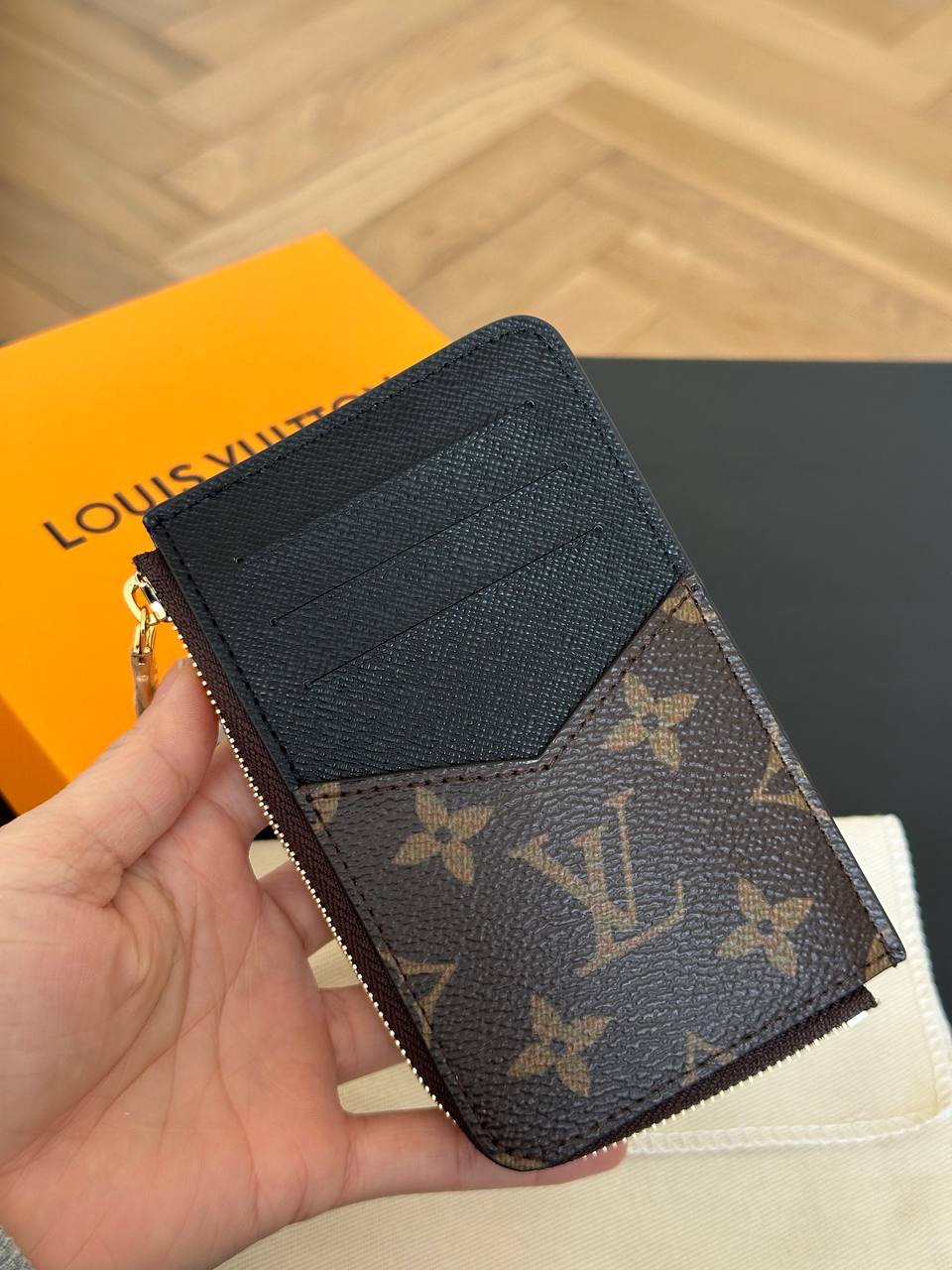 Louis Vuitton Recto Verso Card Holder / Coin Purse