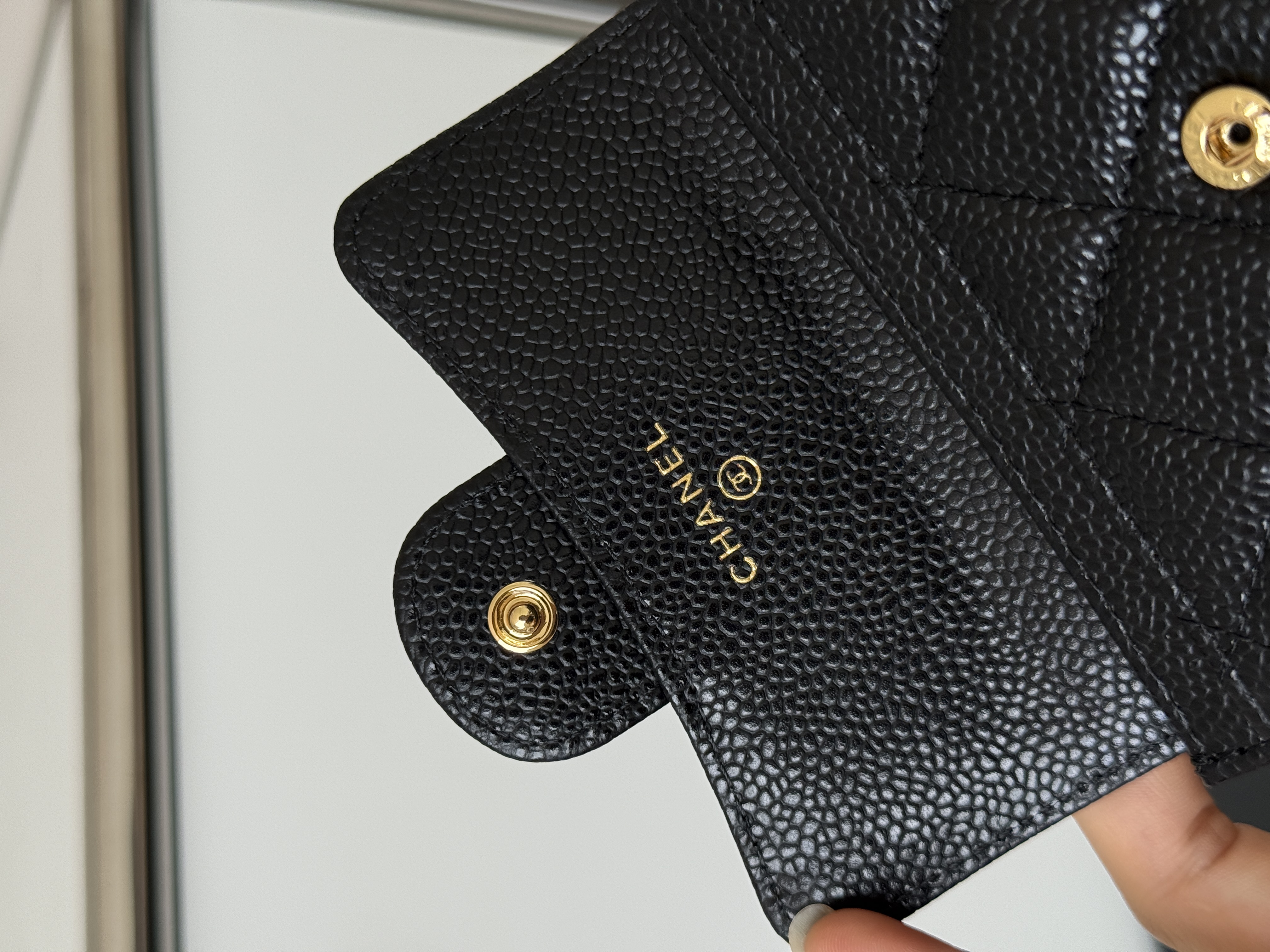 CHANEL Caviar Quilted Compact Flap Card Holder