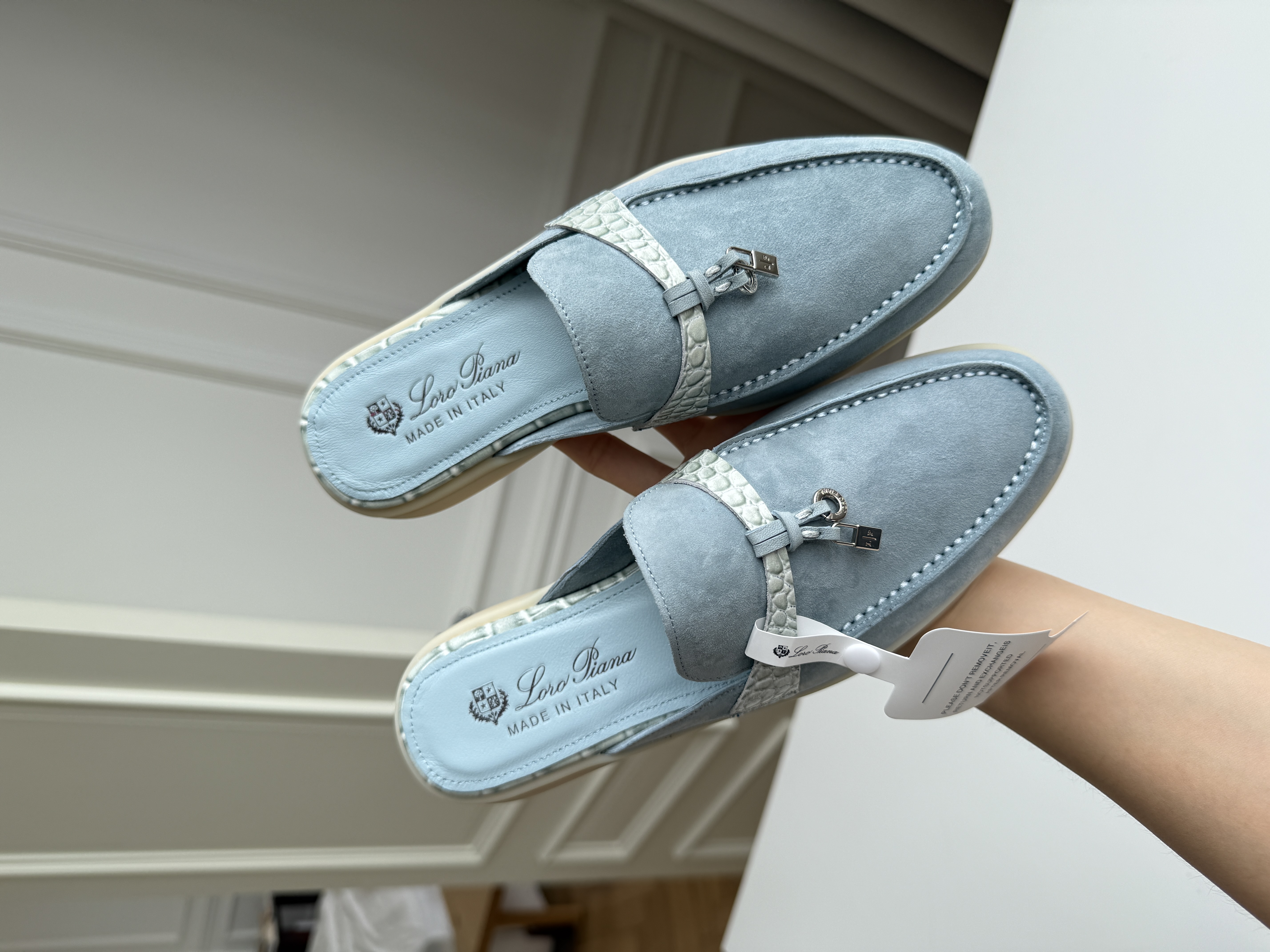 Croc-Trim Lock Detail Mule Loafer Slide Sandals