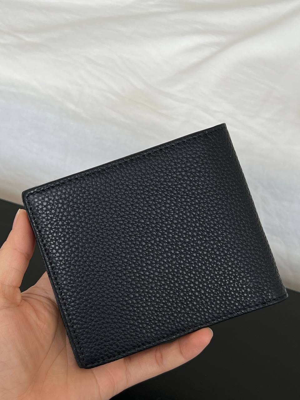 DIOR Oblique Jacquard Grain Leather Bi-Fold Wallet
