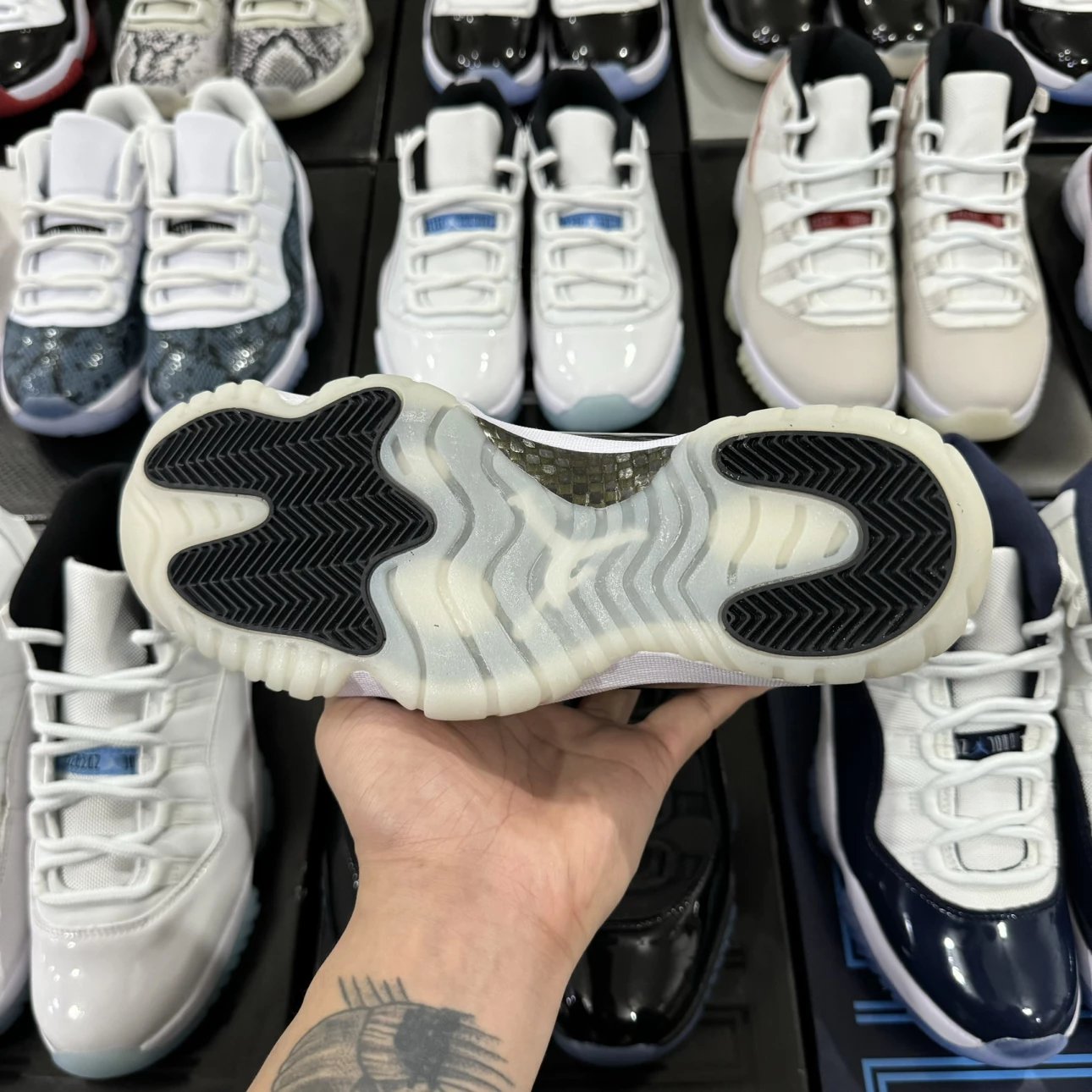 Air Jordan 11 Retro High Black white with Golden Logo