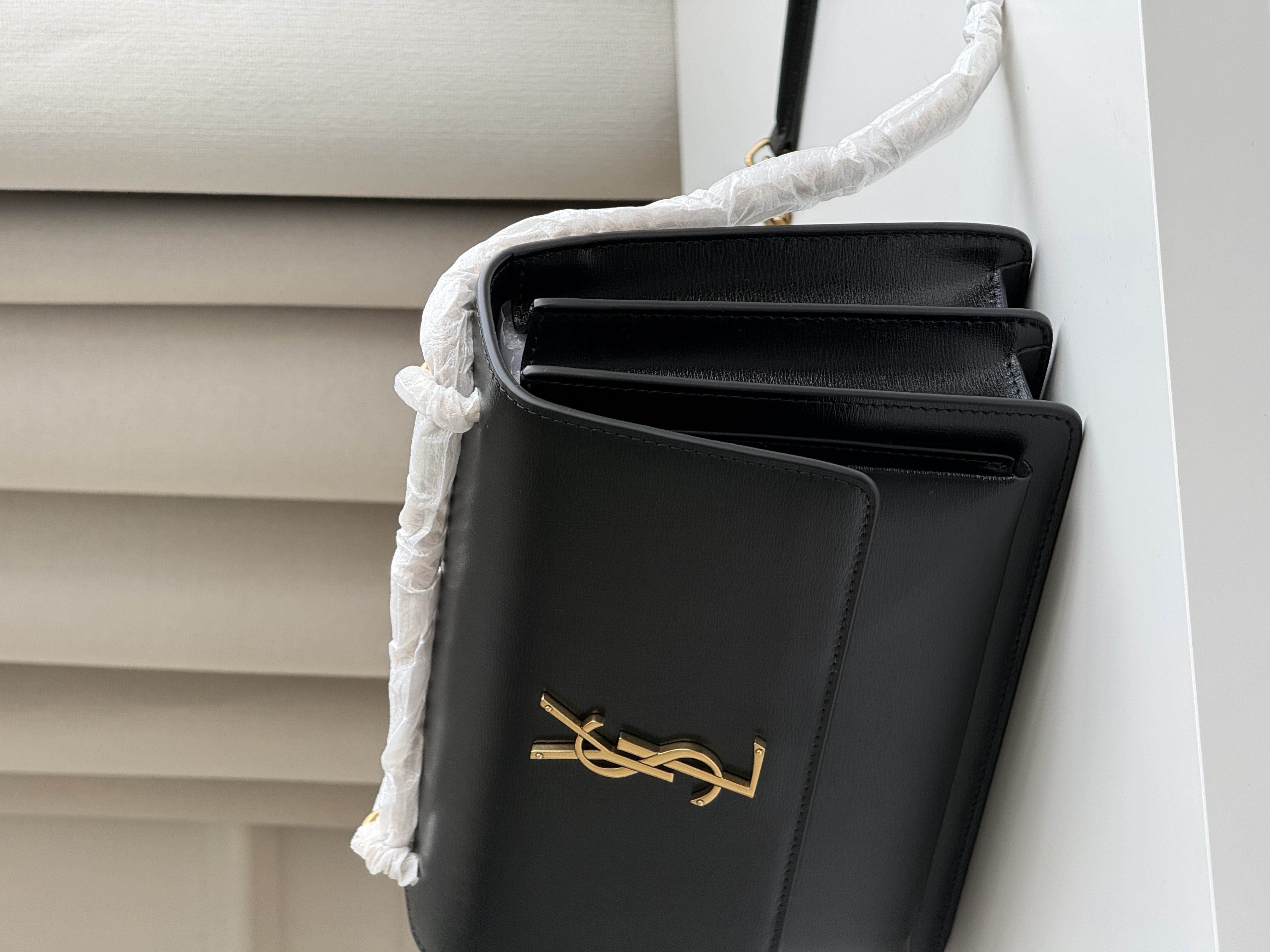 Yves Saint Laurent Black Smooth Calfskin Gold Logo Shoulder Bag