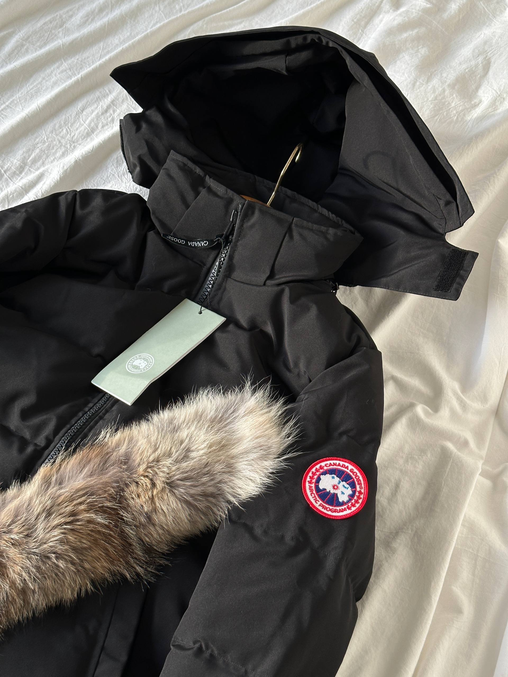 Canada Goose Long Coyote Fur Trim Hood Parka Down Coat