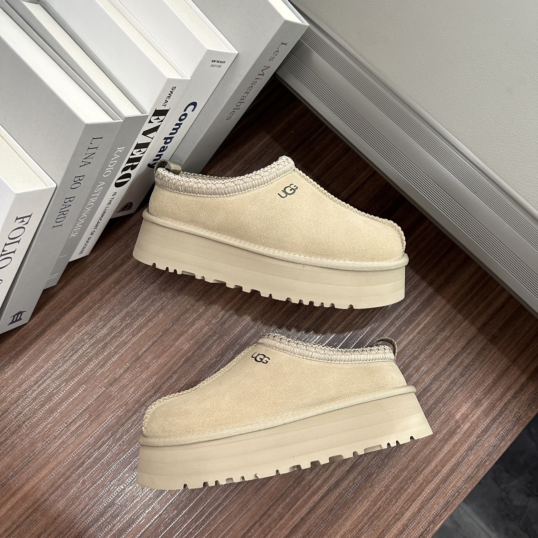 UGG Tazz Slipper