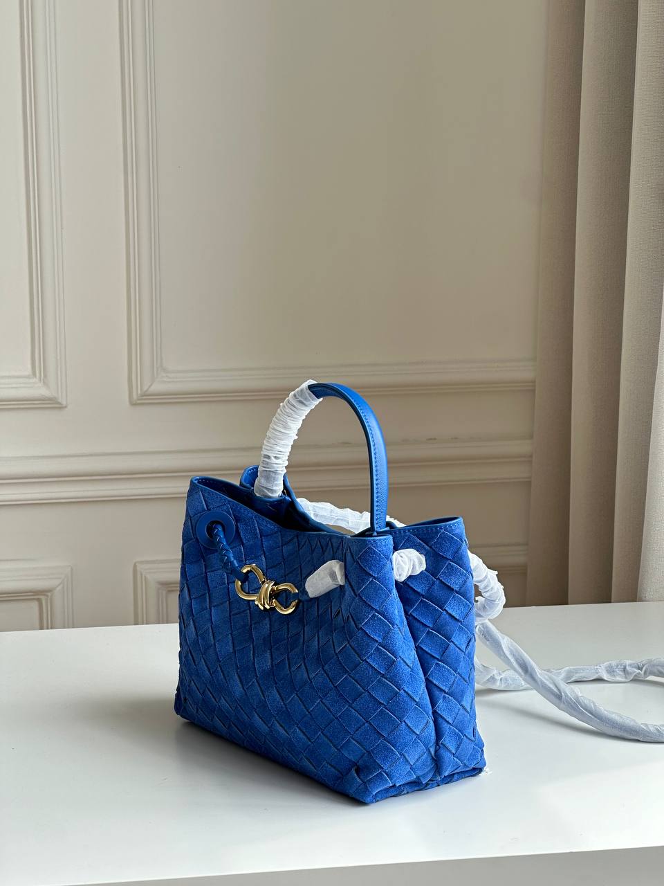 Bottega Veneta Andiamo Small Suede Tote Bag