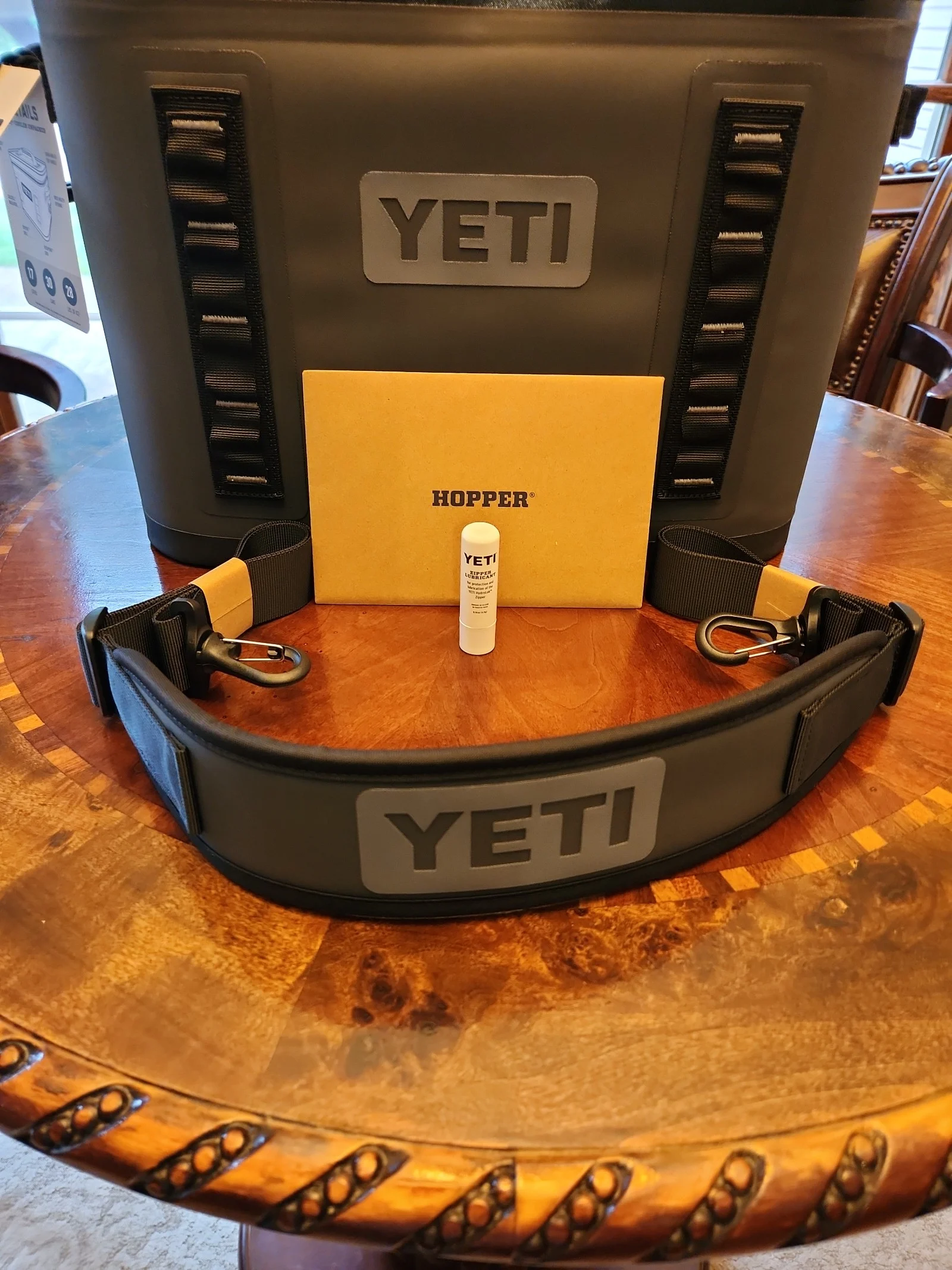 Yeti Hopper Flip 18 New F3NX0