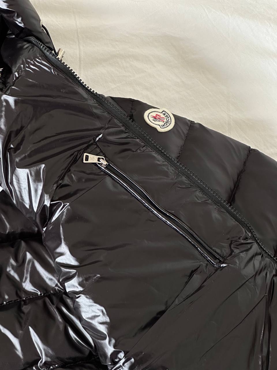MONCLER Shiny Lightweight Hooded Mid-Length Down Jacket