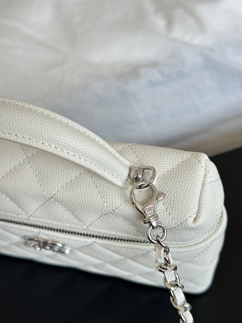 CHANEL Caviar Quilted Crystal Star CC Handle Vanity Case Bag