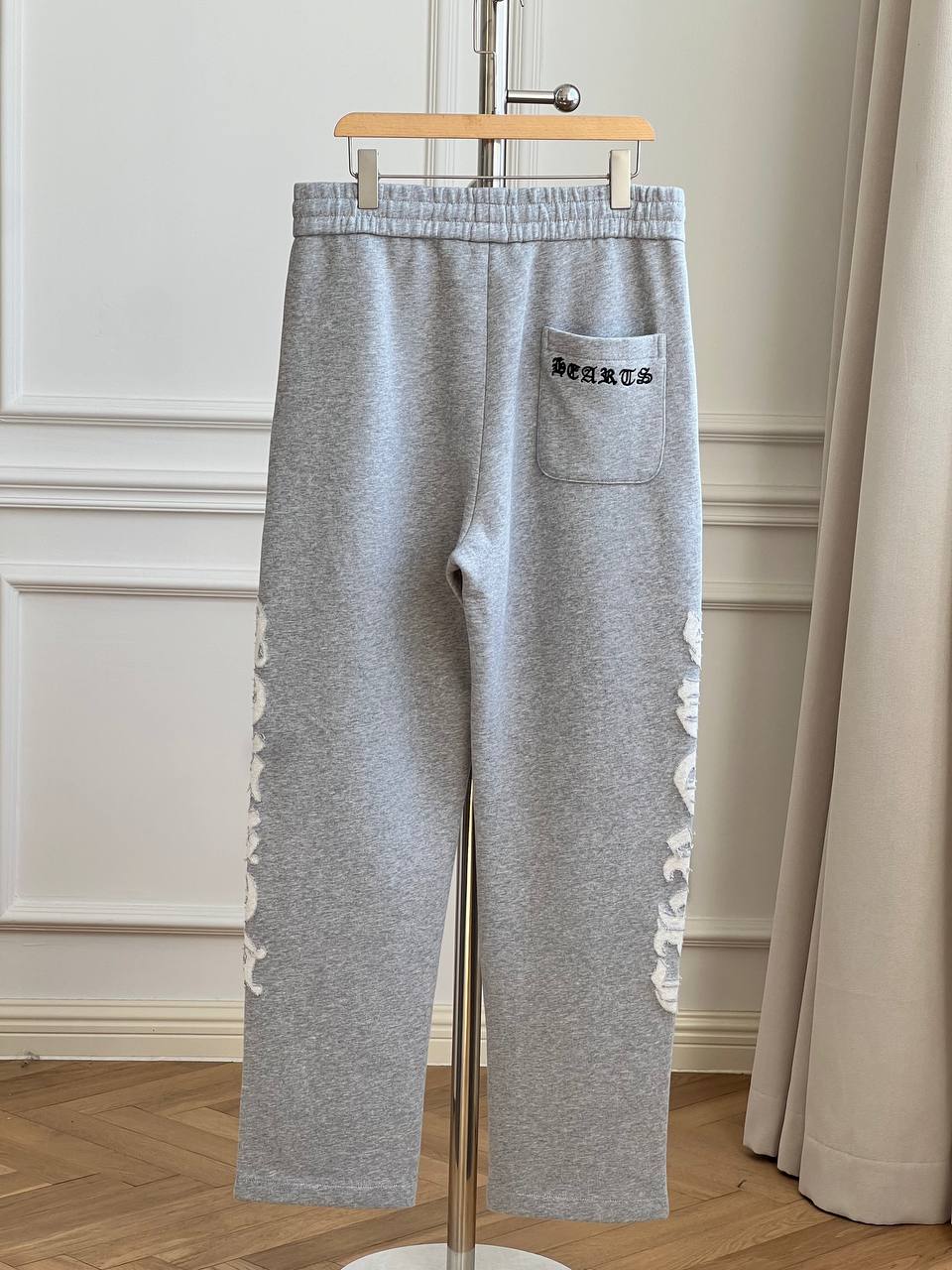 Side Flocked Letter Patch Drawstring Straight Leg Sweatpants