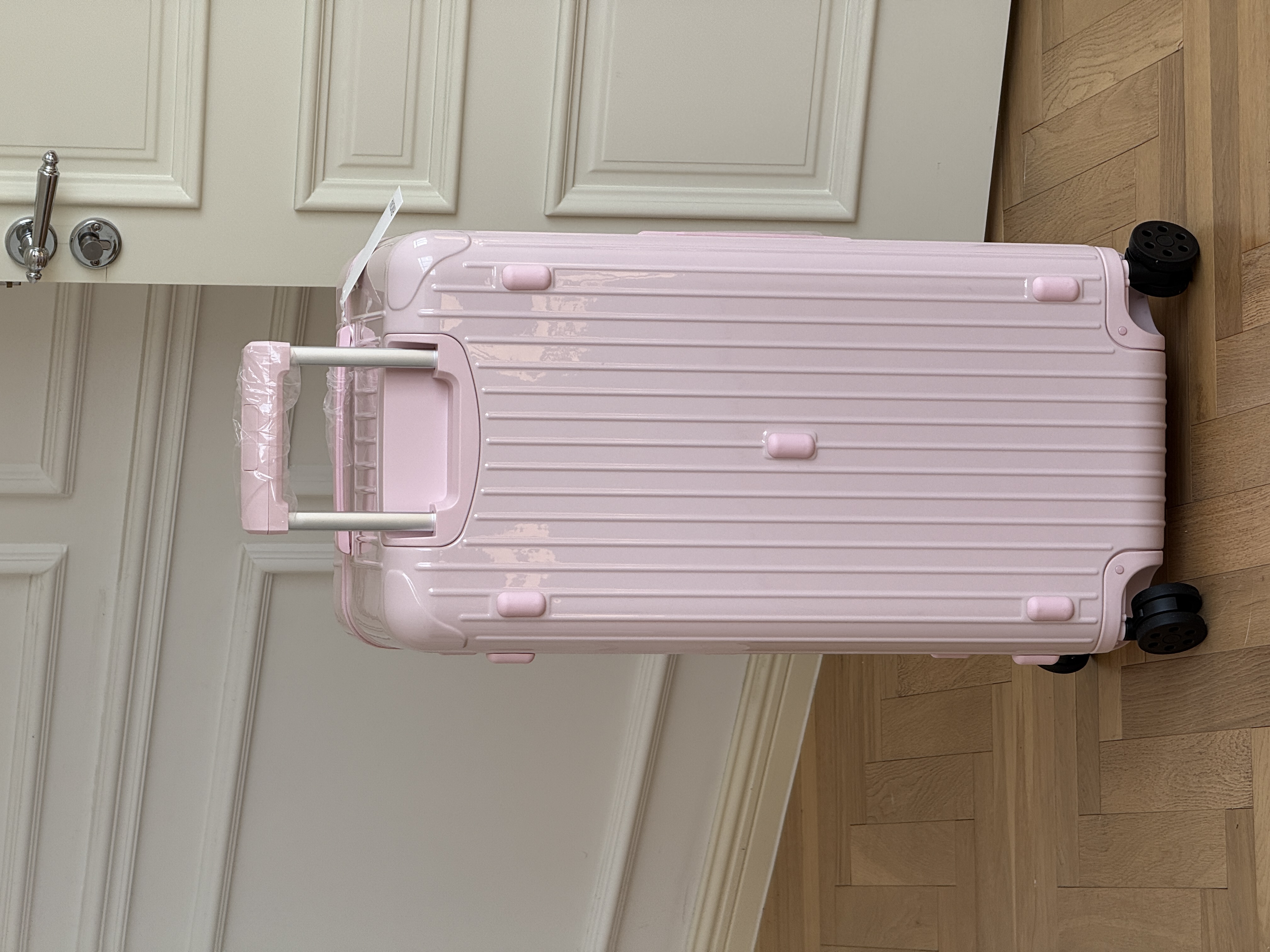 RIMOWA Essential Trunk Plus Glossy Ballerina Pink Suitcase