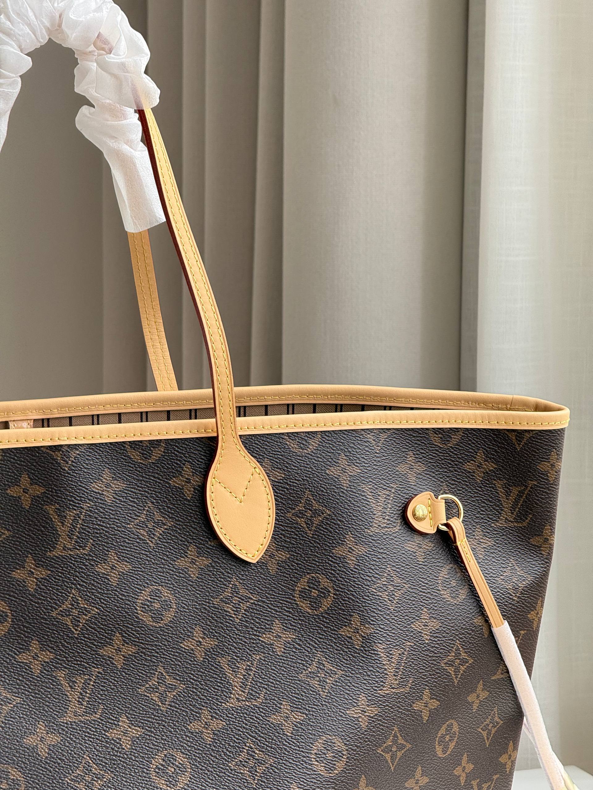 Louis Vuitton Neverfull MM