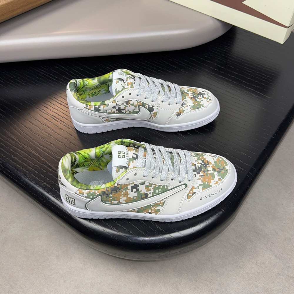 Travis Scott X Nike Air Jordan 1 Low X Givenchy Sneakers