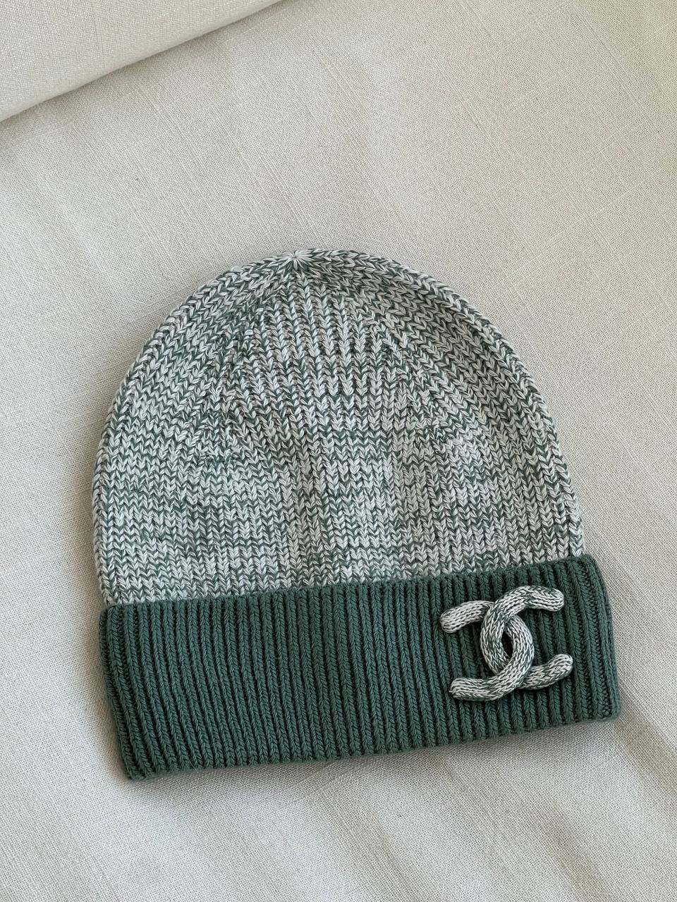 Chanel Green Marled Knit Cuffed Beanie Hat With Interlocking CC Logo