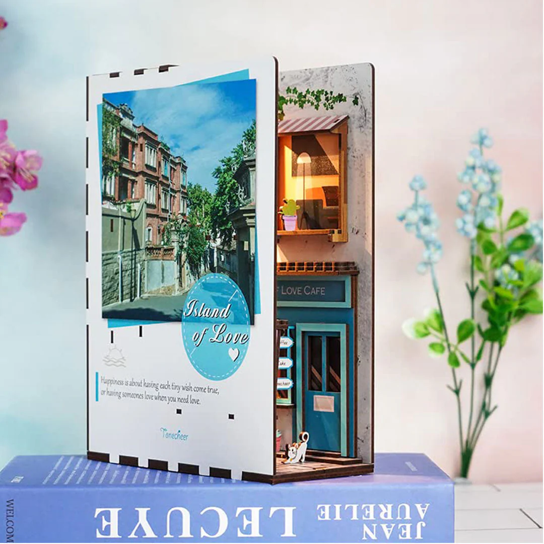 Island of Love 3D Wooden Book Nook