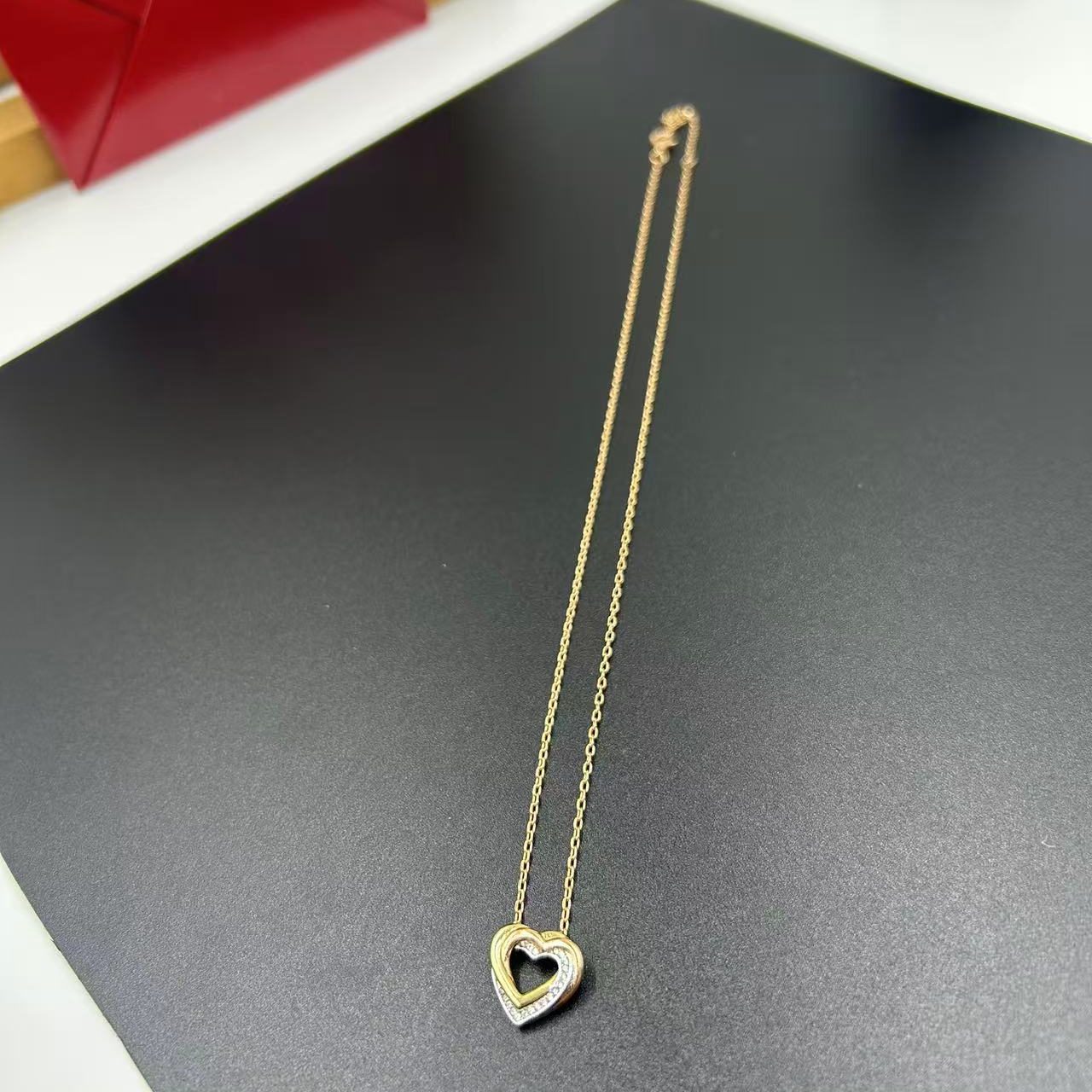 CARTIER HEART-SHAPED DIAMOND NECKLACE