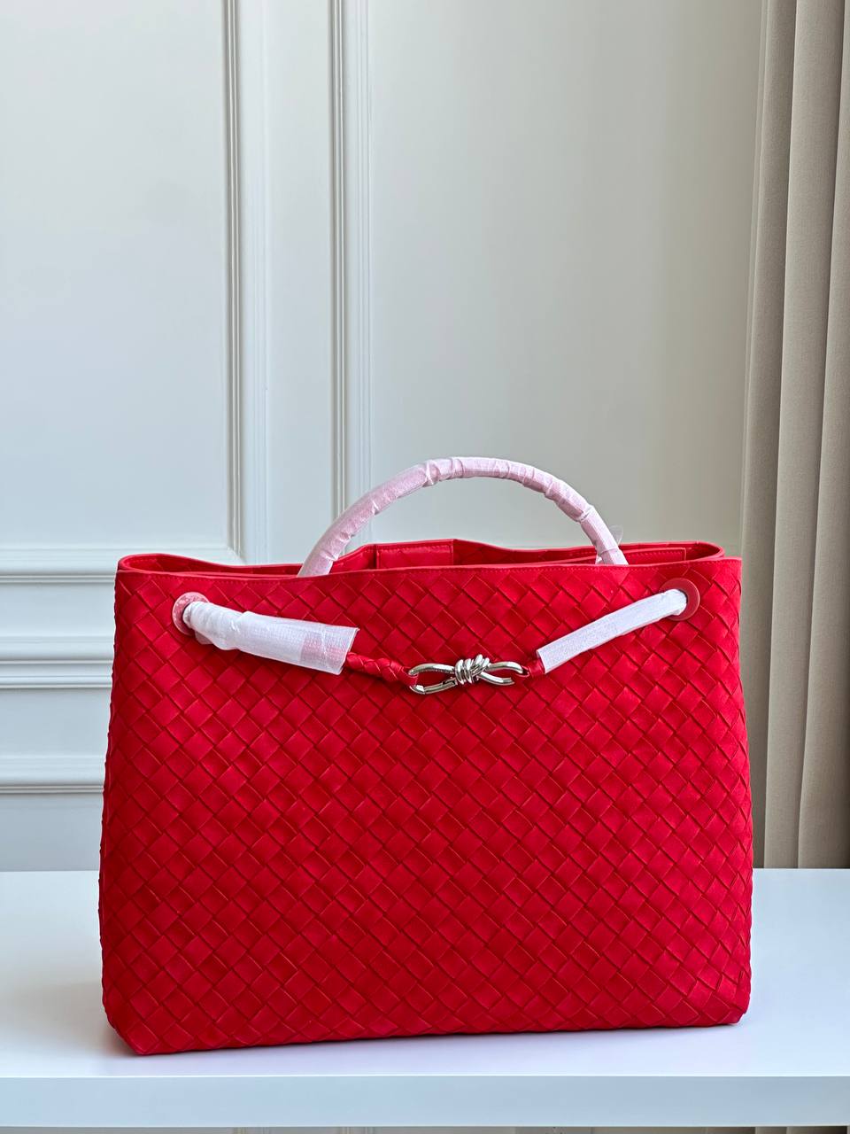 Bottega Veneta Bright Red Intrecciato Hand-Woven Leather Knot Buckle Large Tote Bag
