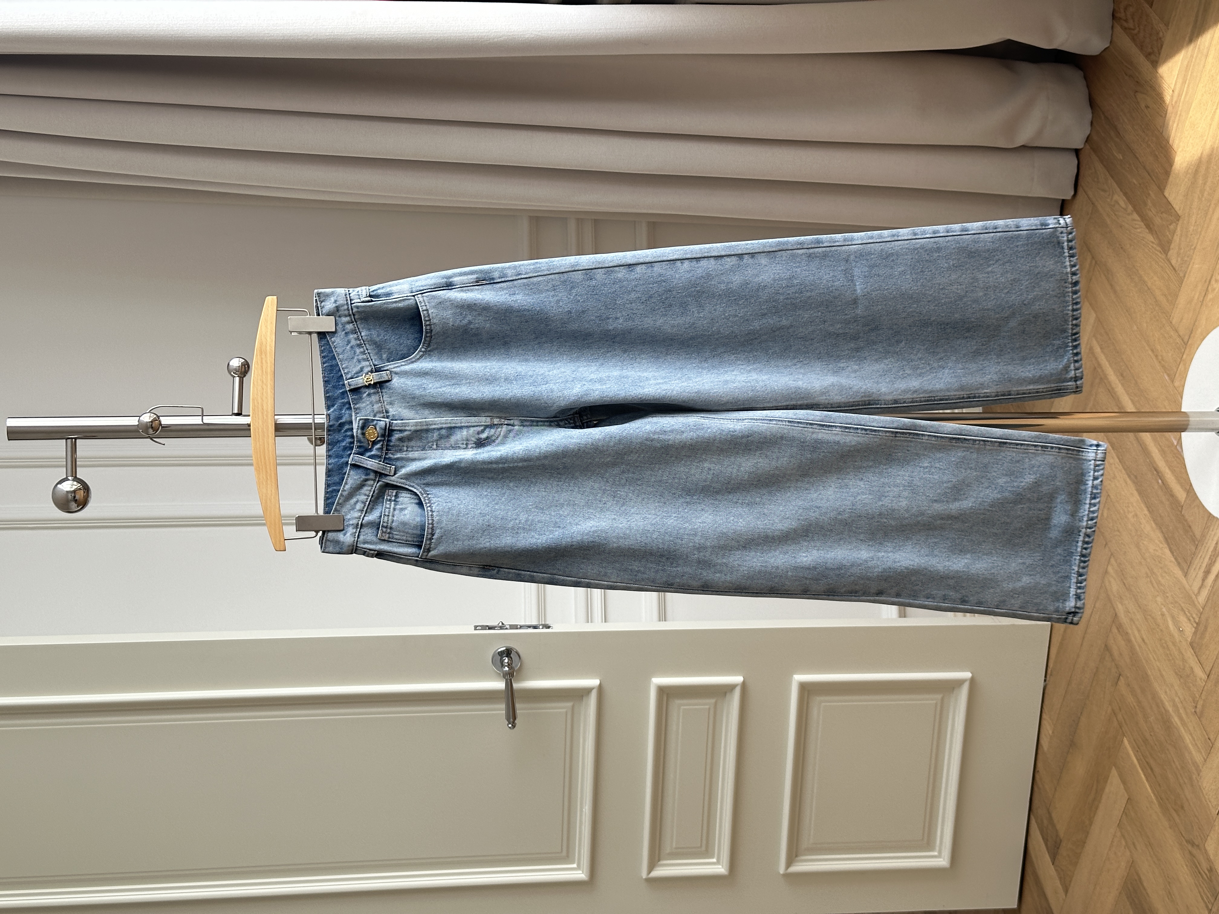 Light Wash High Waist Wide Leg Floor-length Jeans