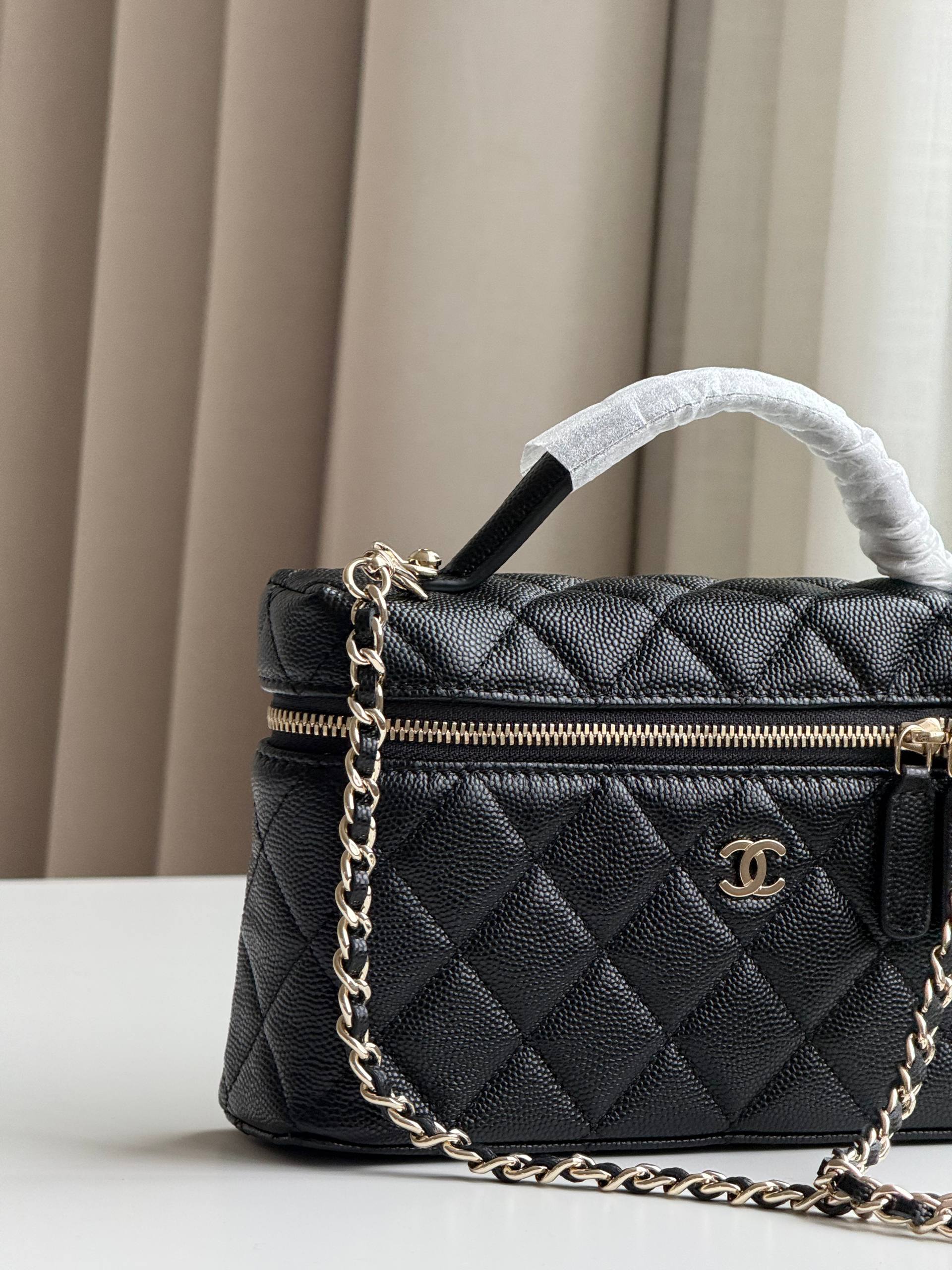 Chanel Caviar Quilted Vanity Case Handbag