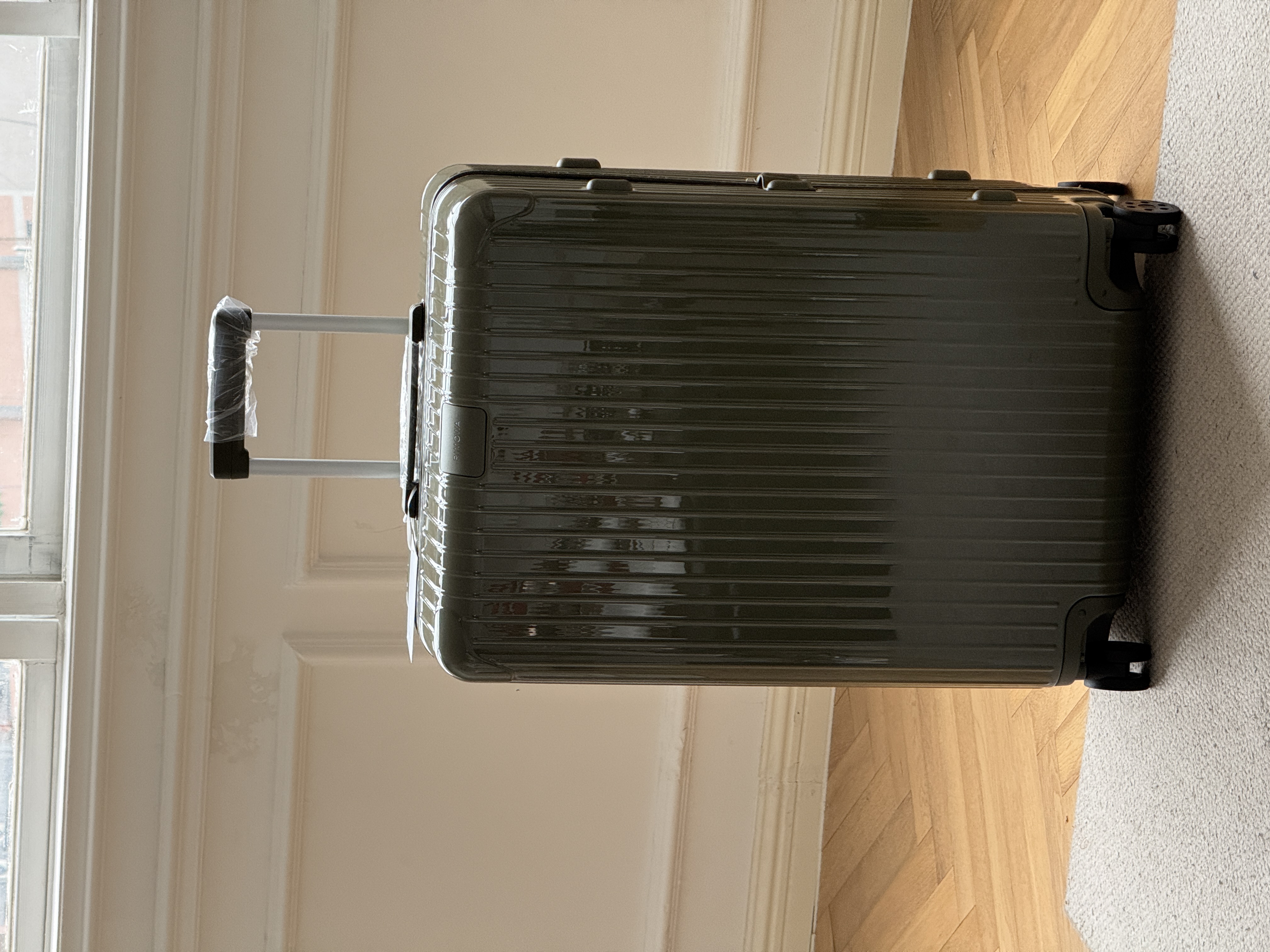 Rimowa Classic Vertical Gloss Aluminum 4-Wheel Check-in Luggage