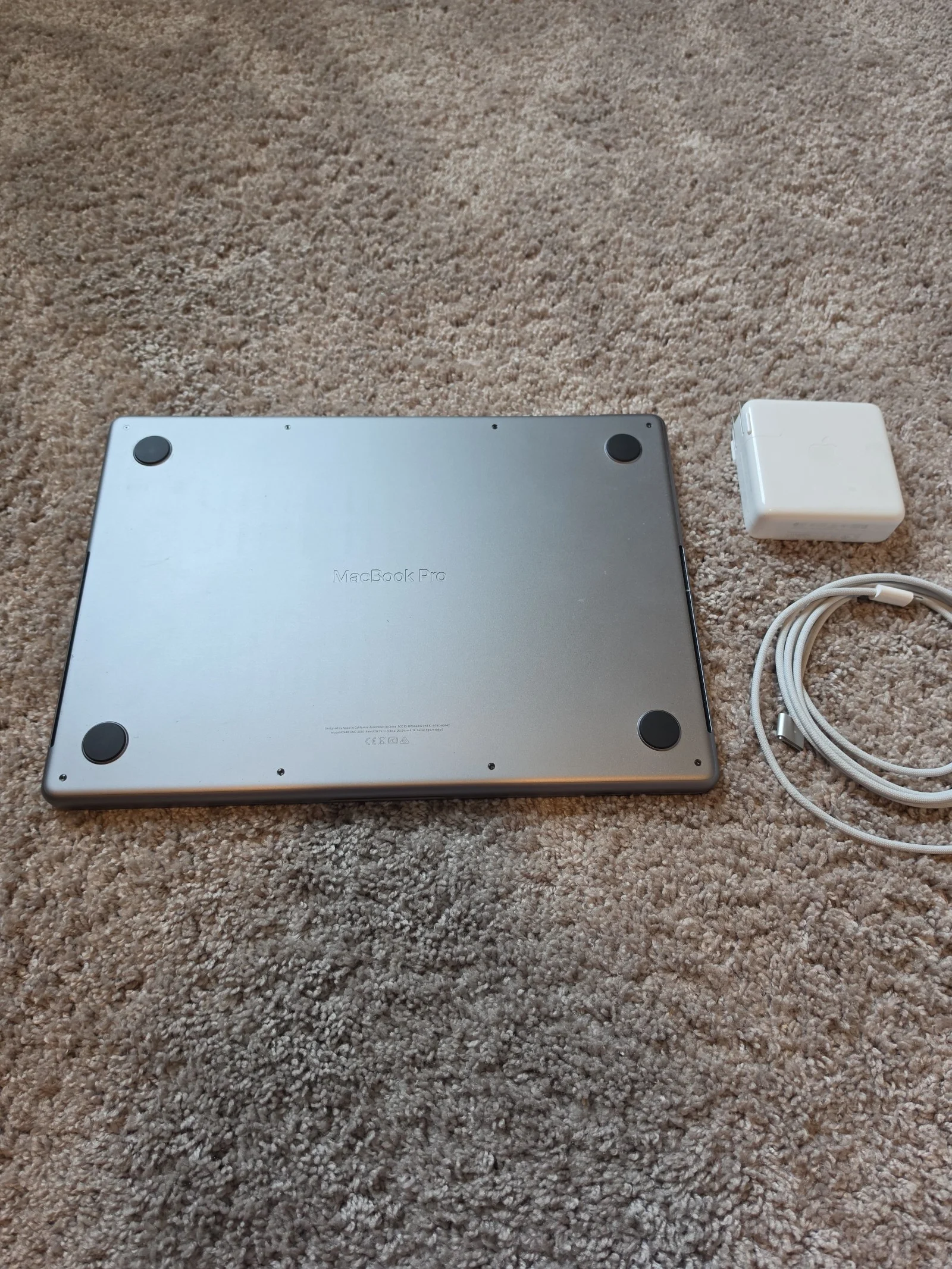 14-inch MacBook Pro - Space Gray - Apple M1 F0C9U