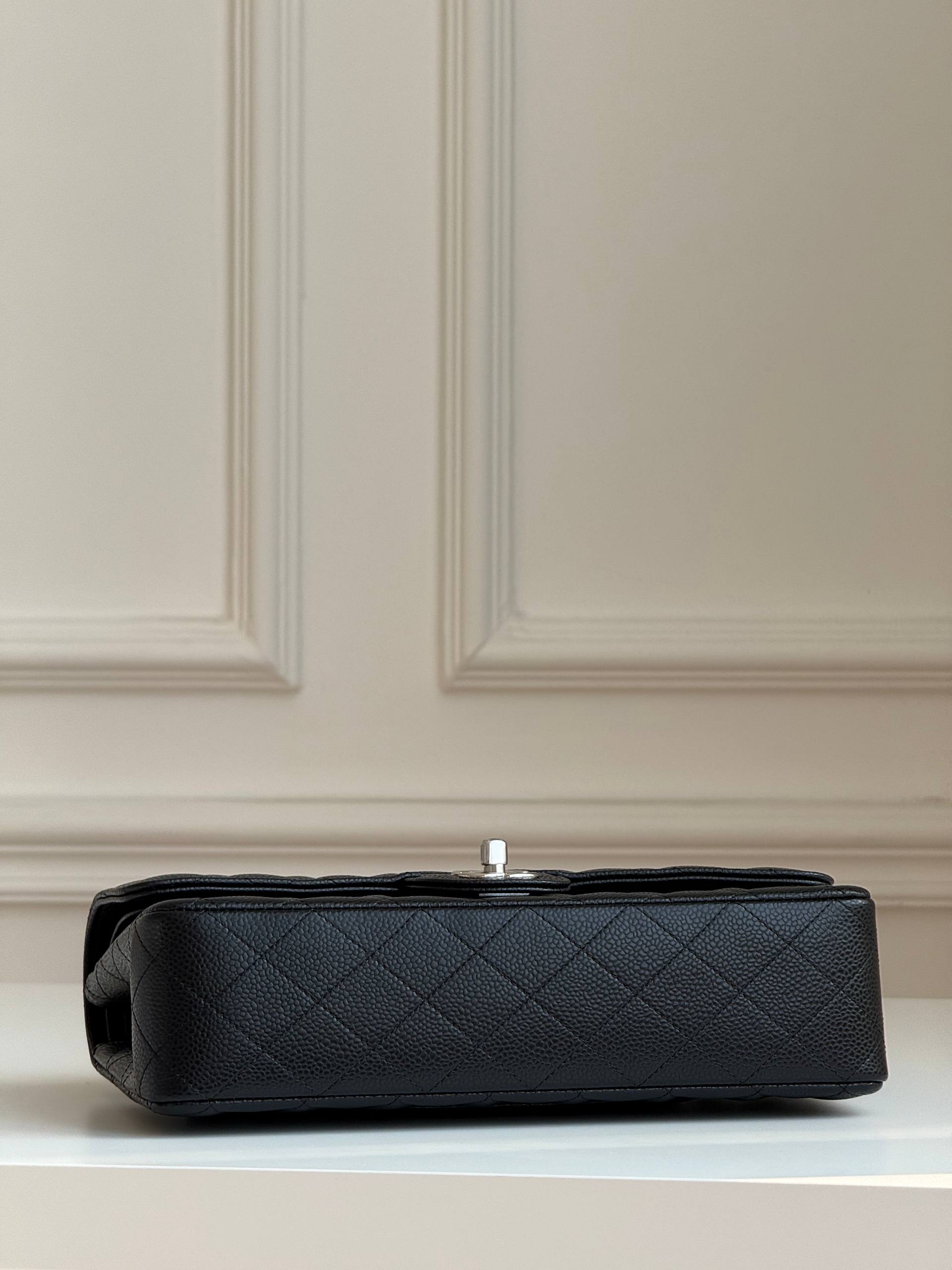 CHANEL Classic Medium Flap Bag in Caviar Leather with Silver Hardware