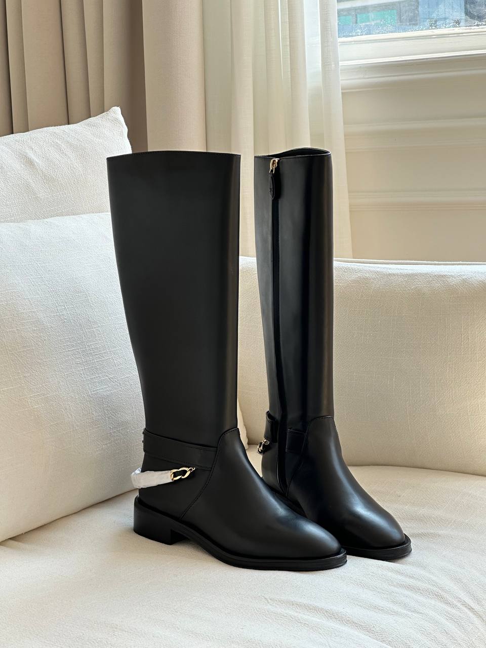Black Smooth Leather Metal Buckle Side Zip Low Heel Knee-High Riding Boots