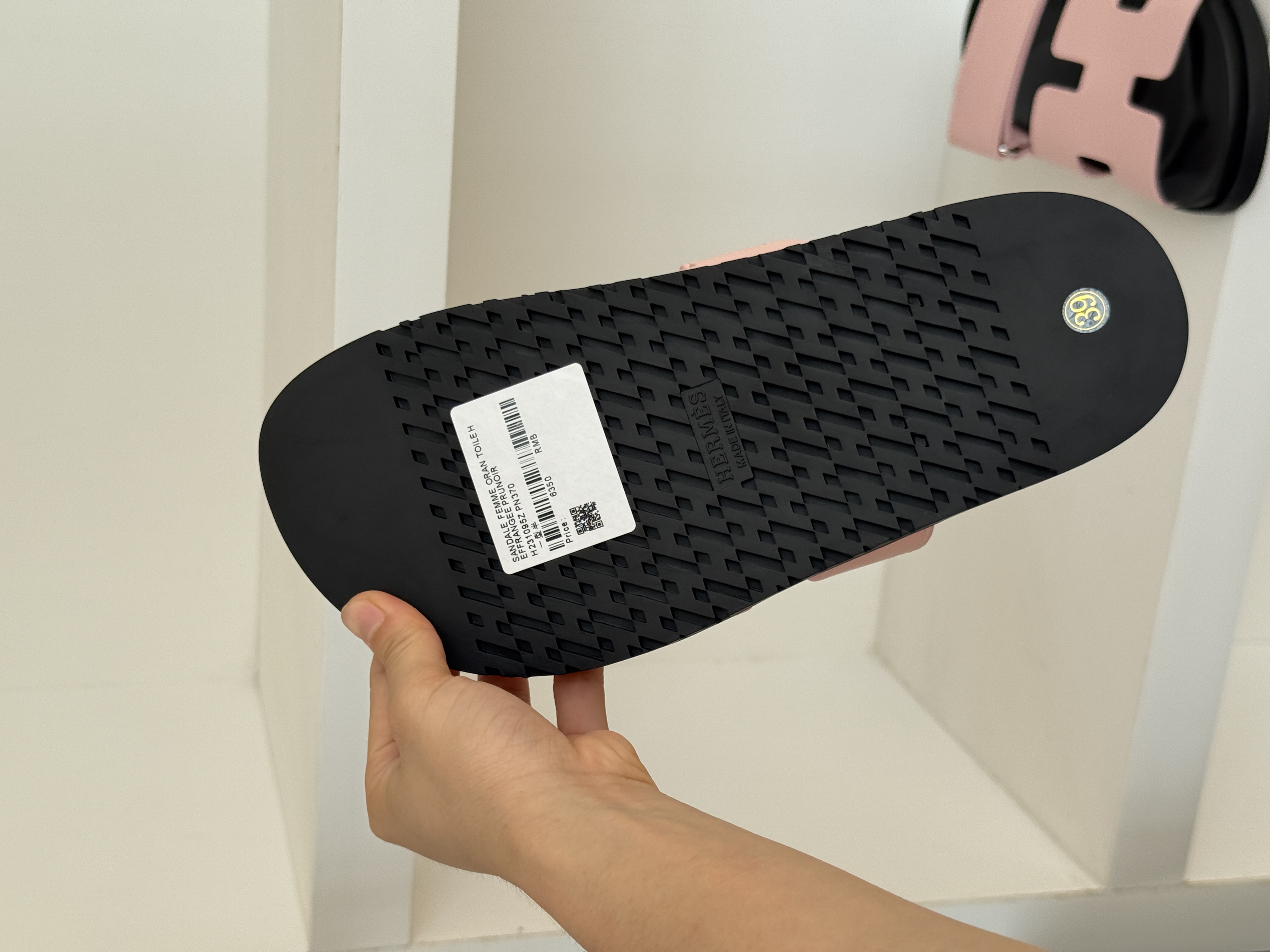 Hermès Chypre sandals, Sakura pink Epsom leather