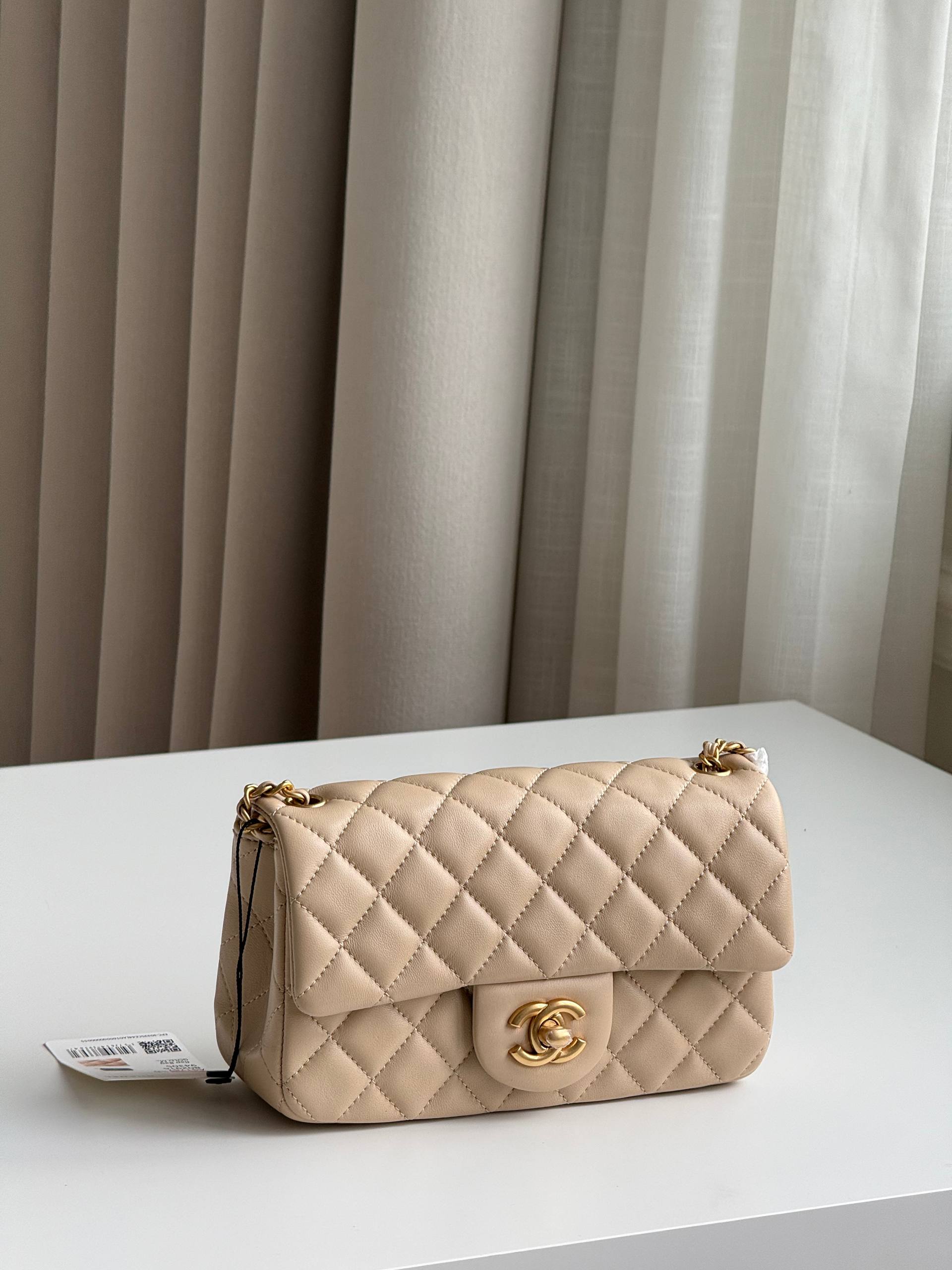 hanel Small Classic Flap in Milk Tea Beige Lambskin