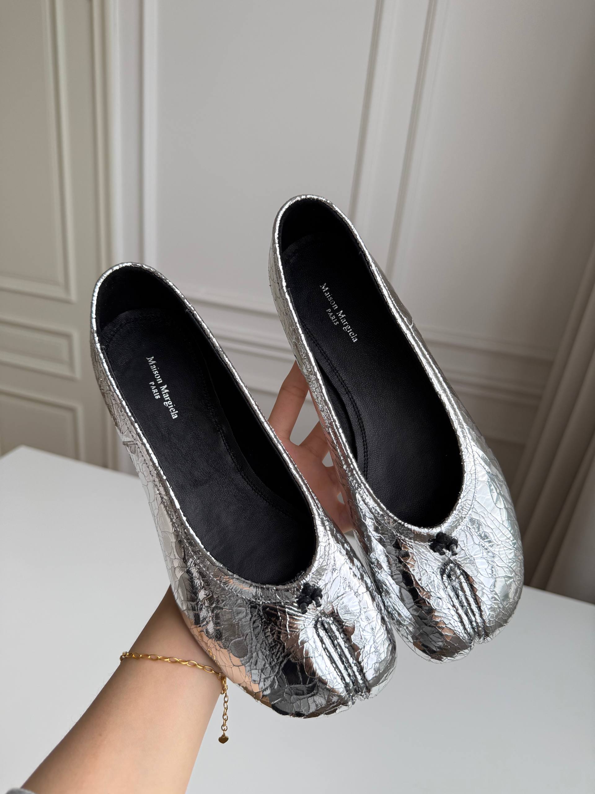 Maison Margiela Silver Crackled Tabi Split-Toe Ballet Flats